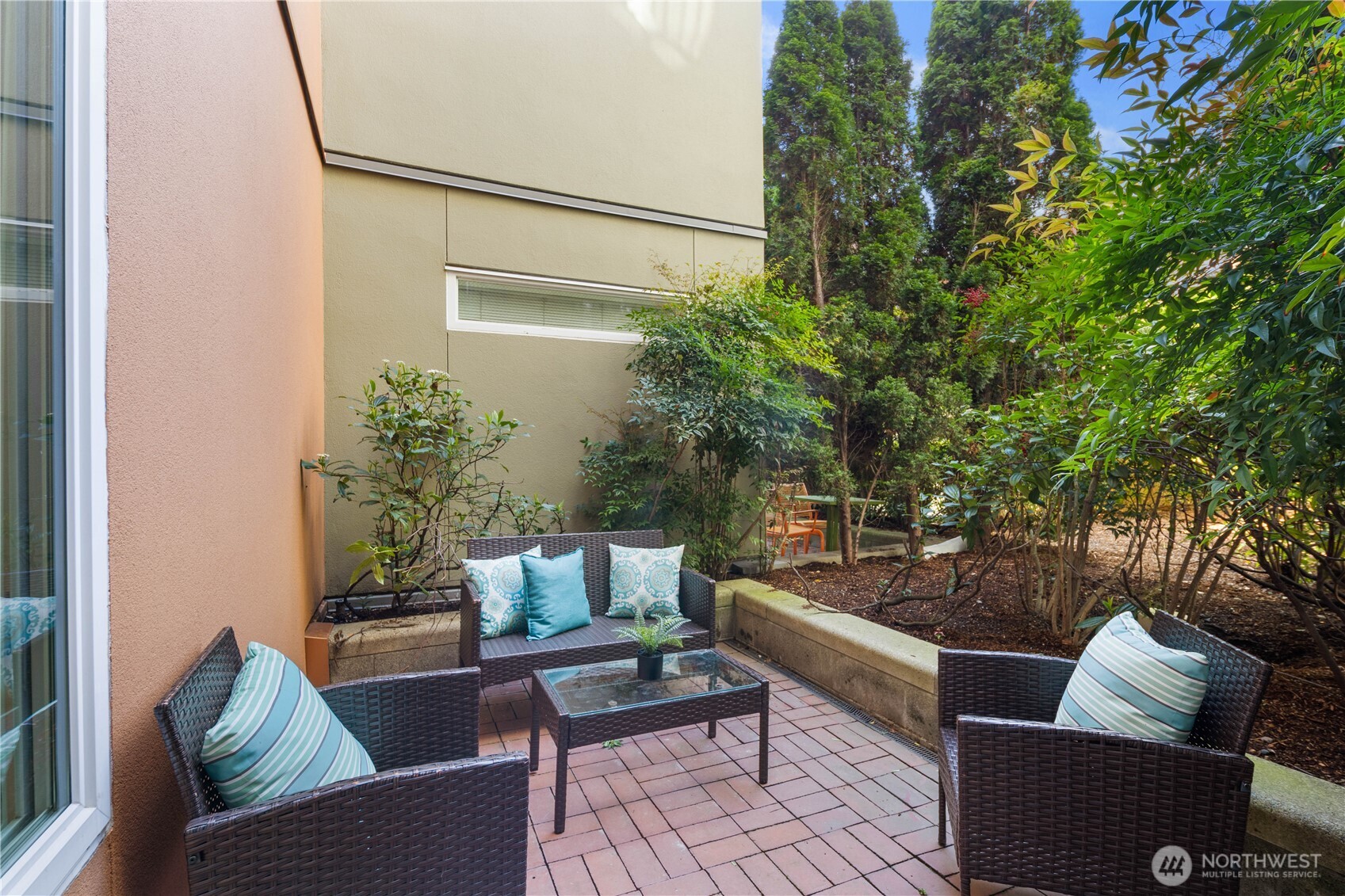 2415 2nd Avenue Unit: 349