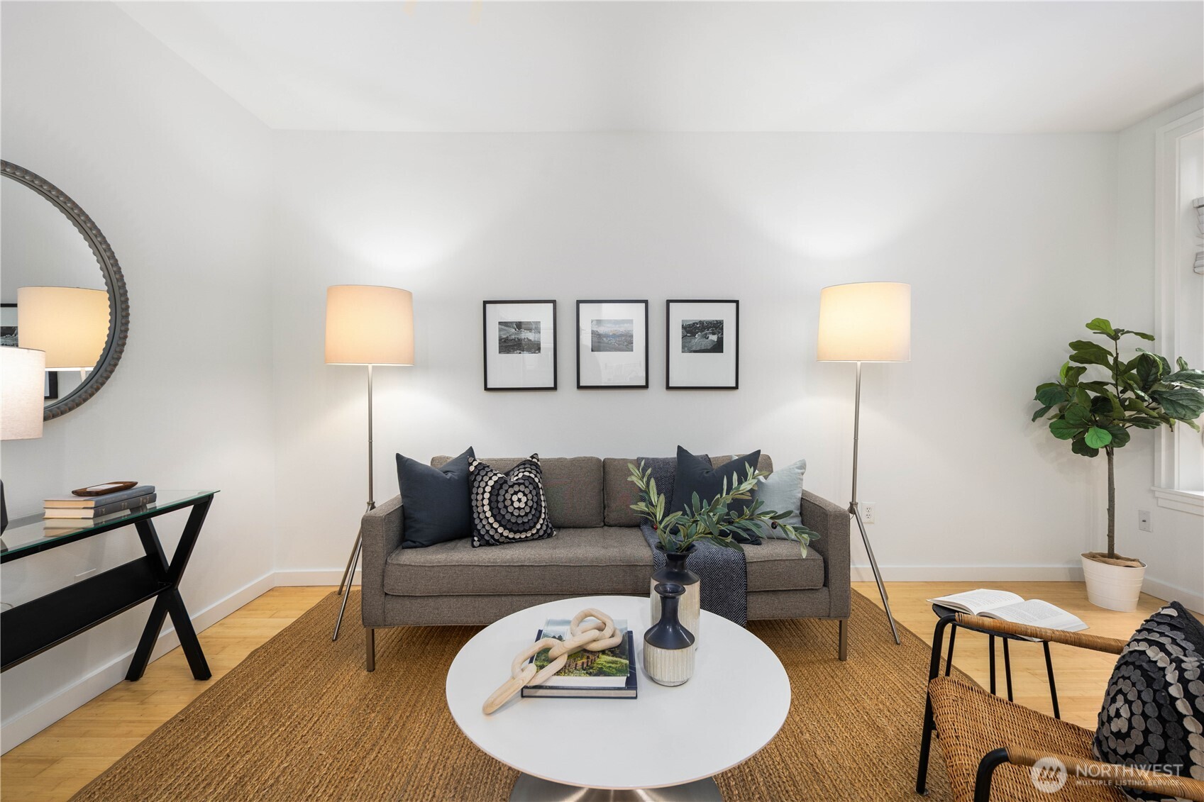 2415 2nd Avenue Unit: 349