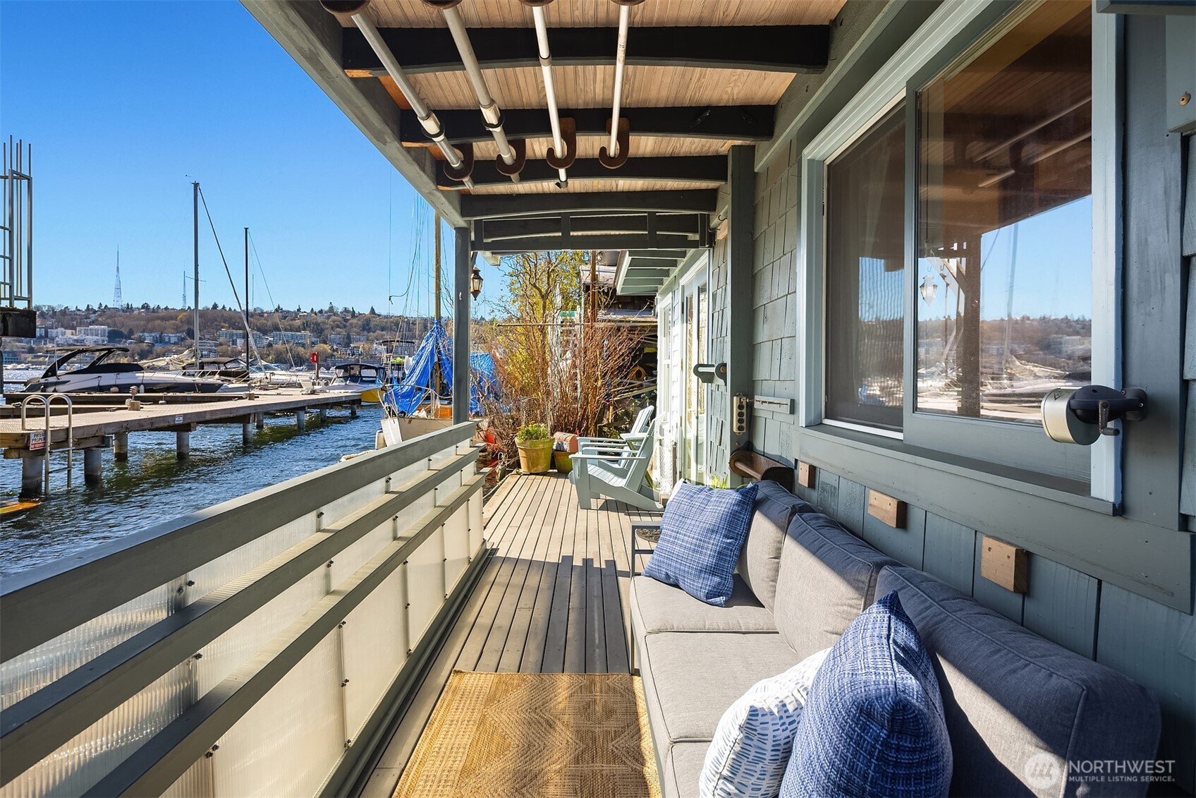 2321 Fairview Avenue E Unit: 4