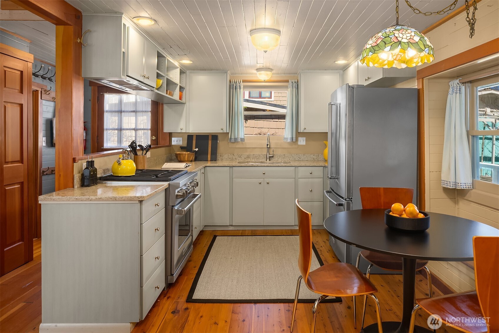 2321 Fairview Avenue E Unit: 4