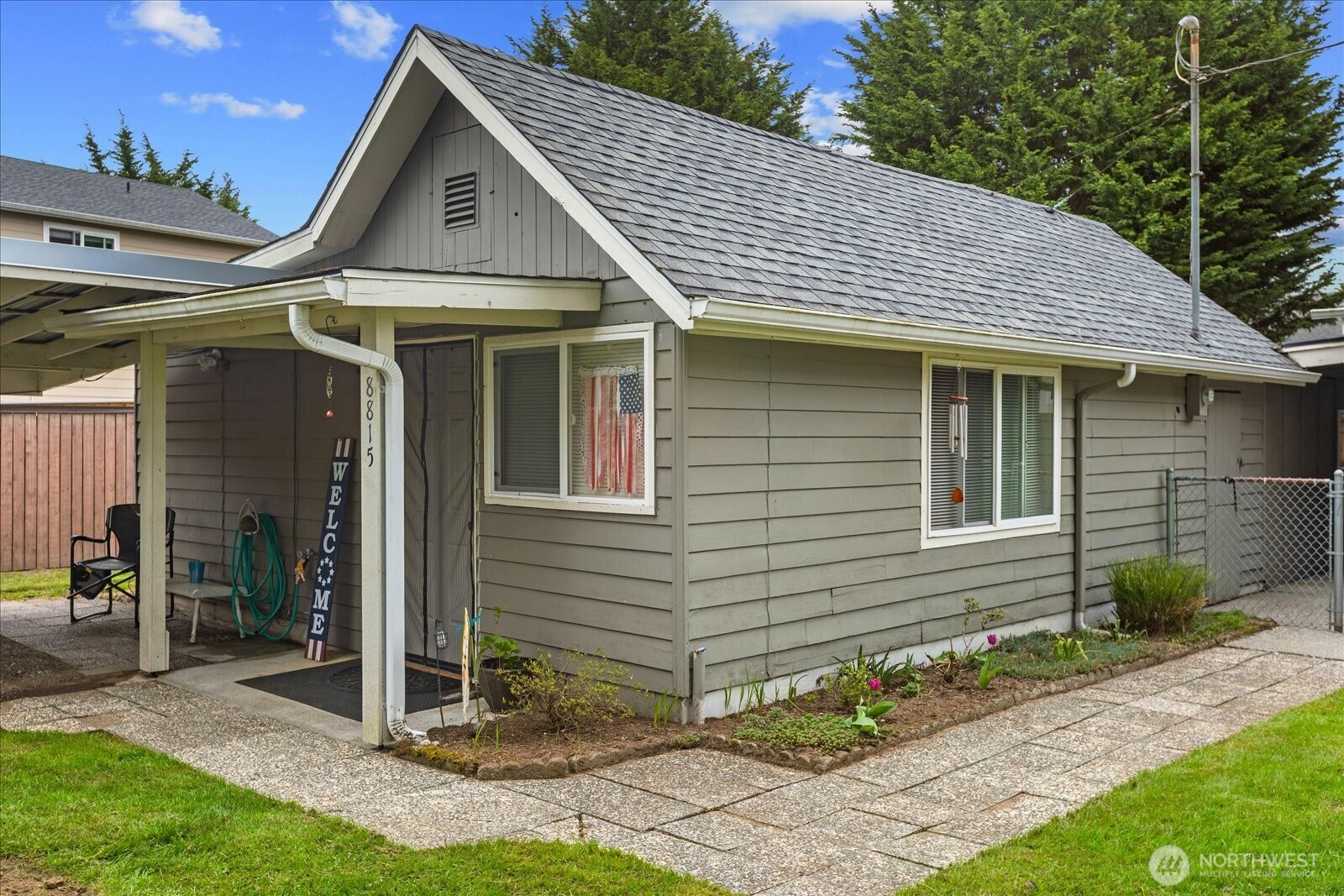 4423 88th Street NE