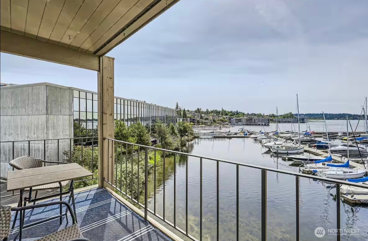 65 Kirkland Avenue Unit: 302