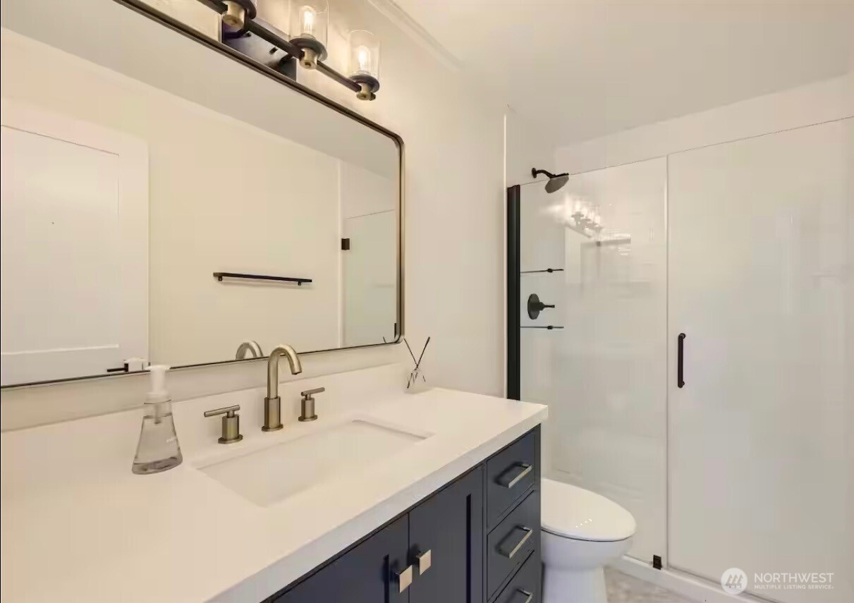 65 Kirkland Avenue Unit: 302