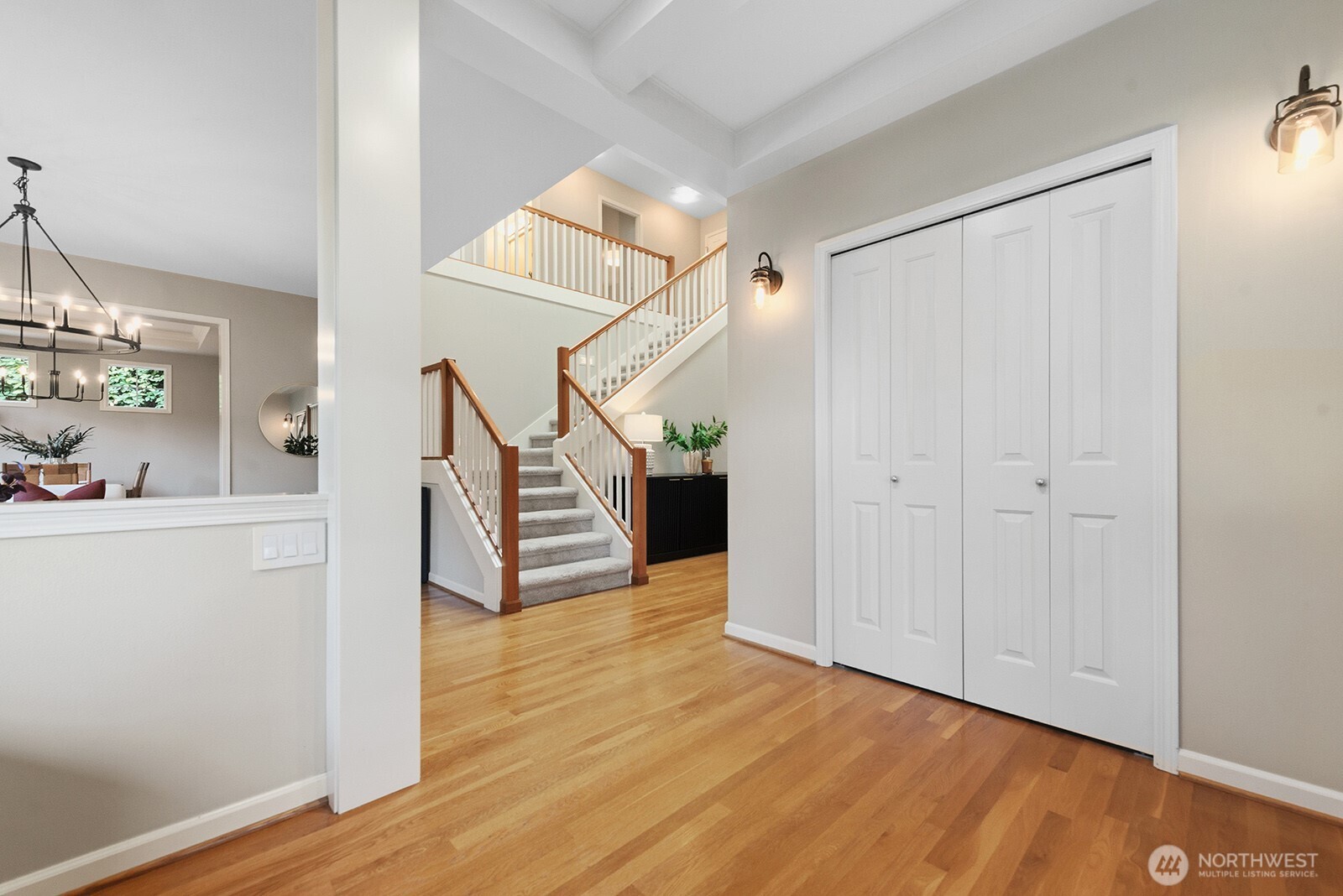 6323 NE 130th Place