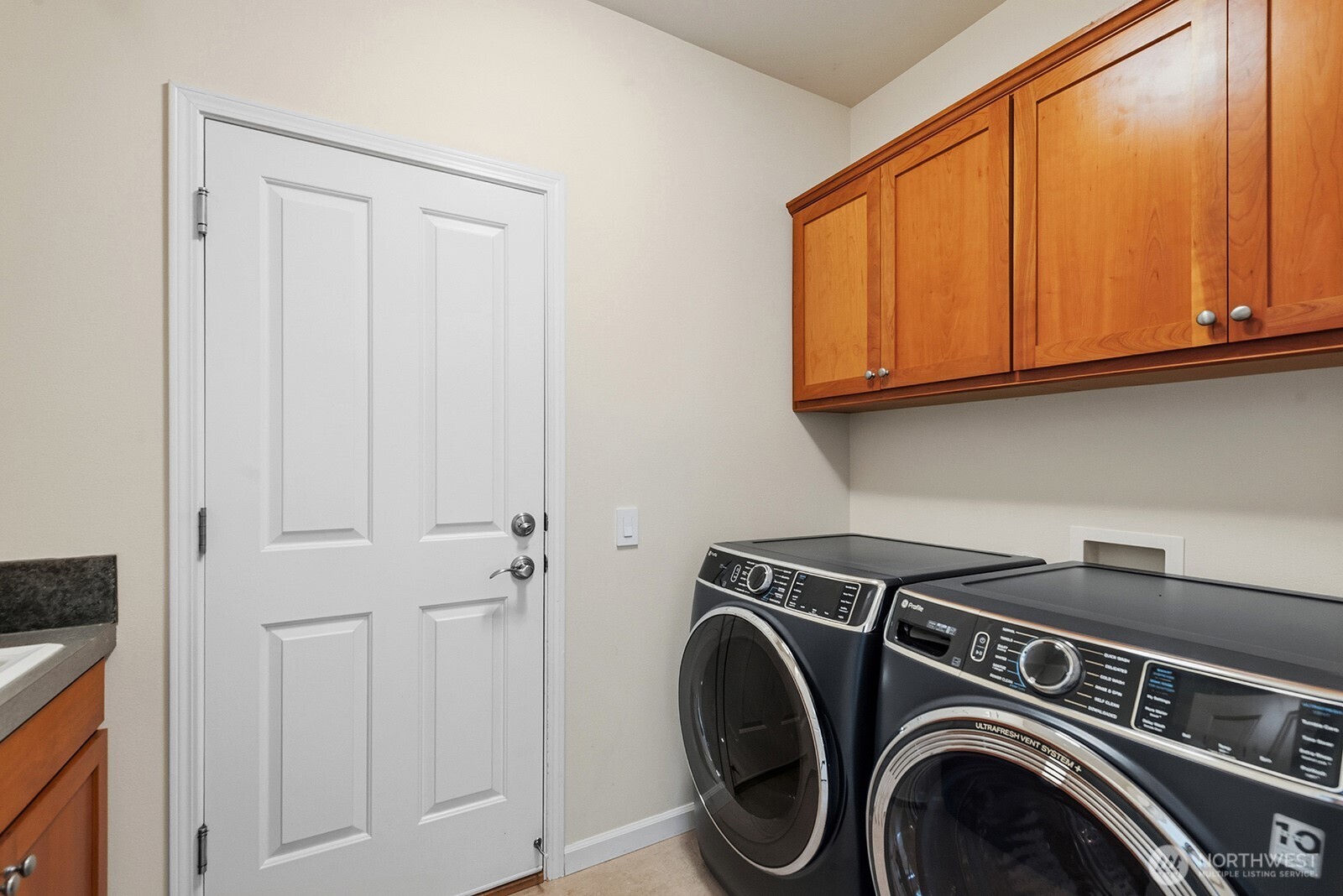 6323 NE 130th Place