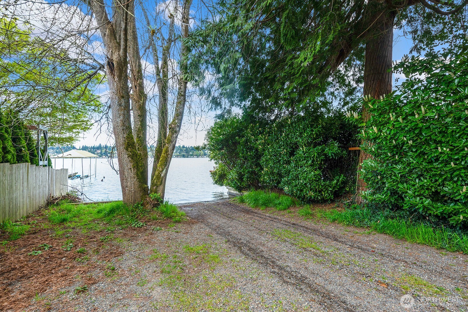 6323 NE 130th Place