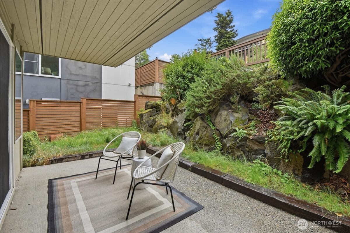 2552 14th Avenue W Unit: 203