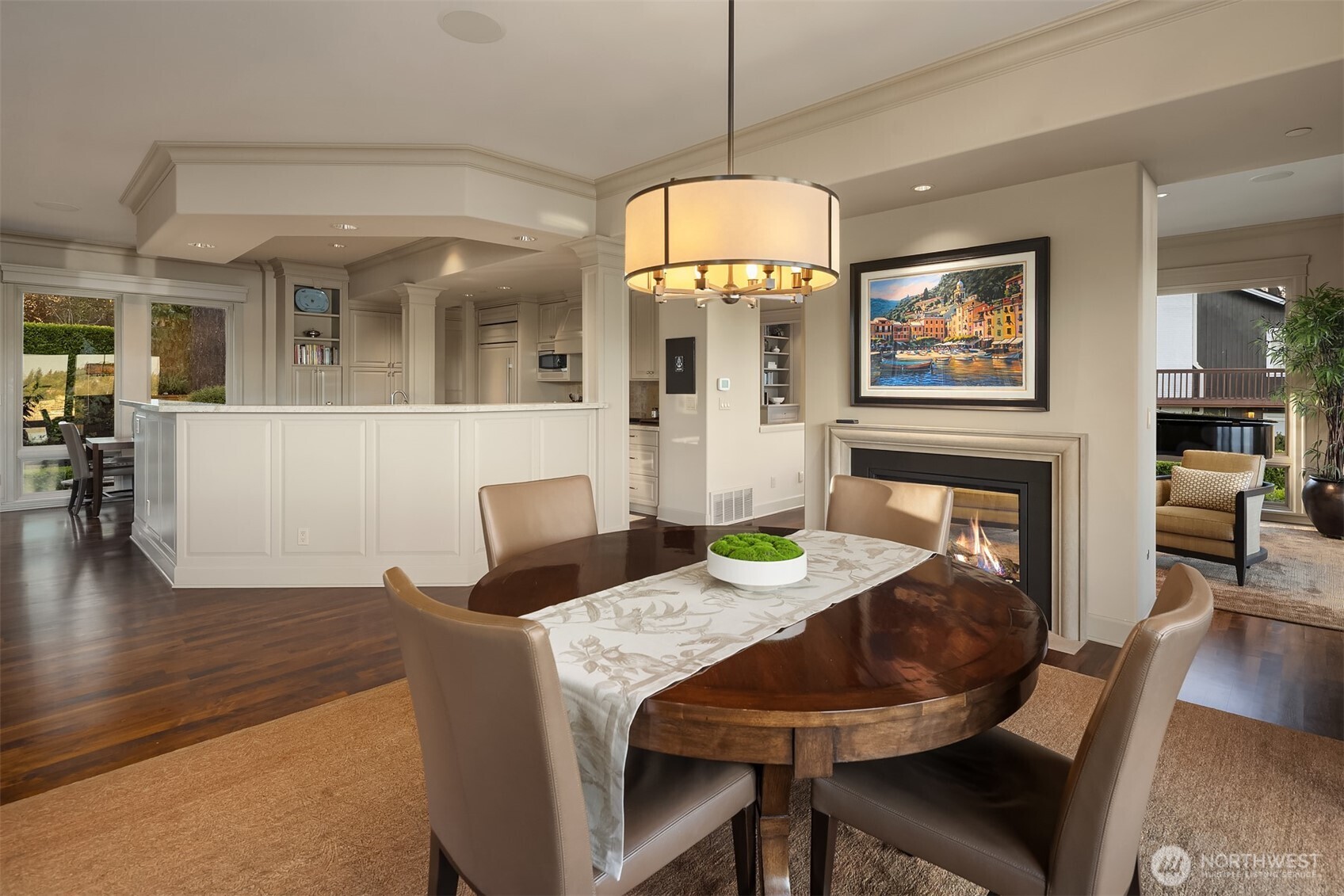 232 Overlake Drive E