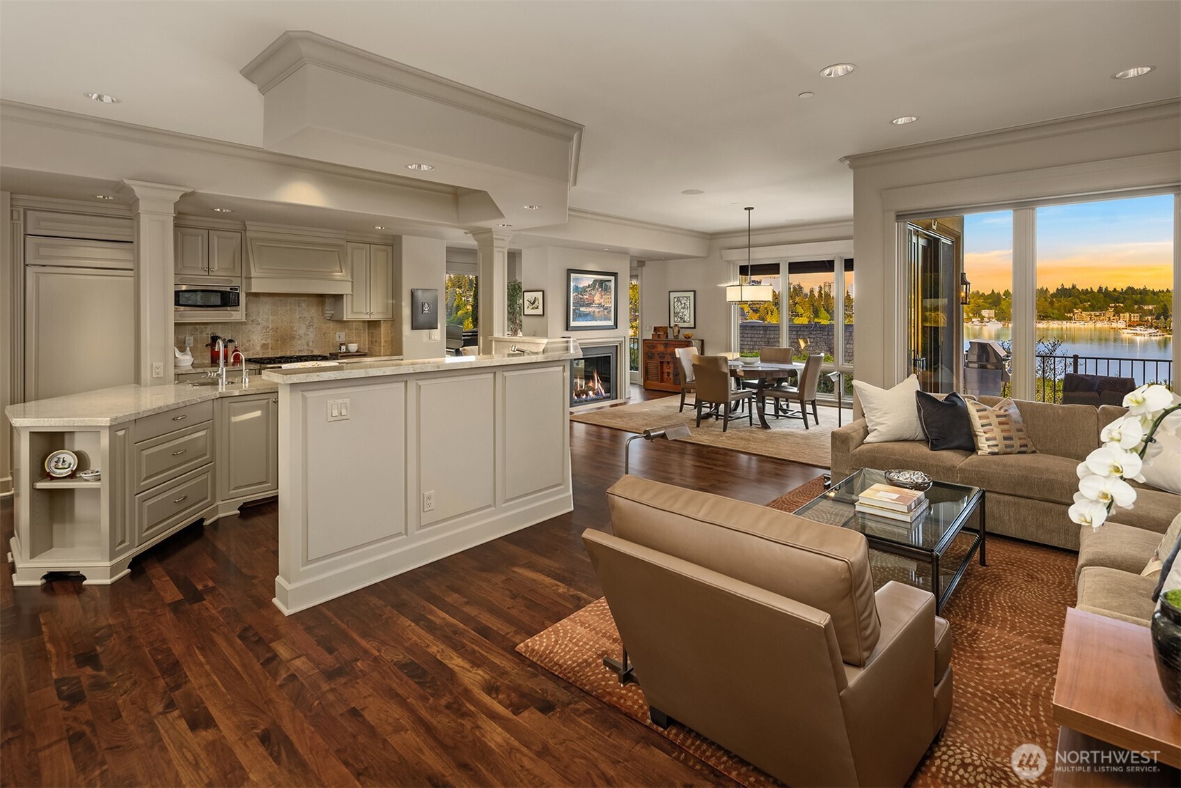 232 Overlake Drive E
