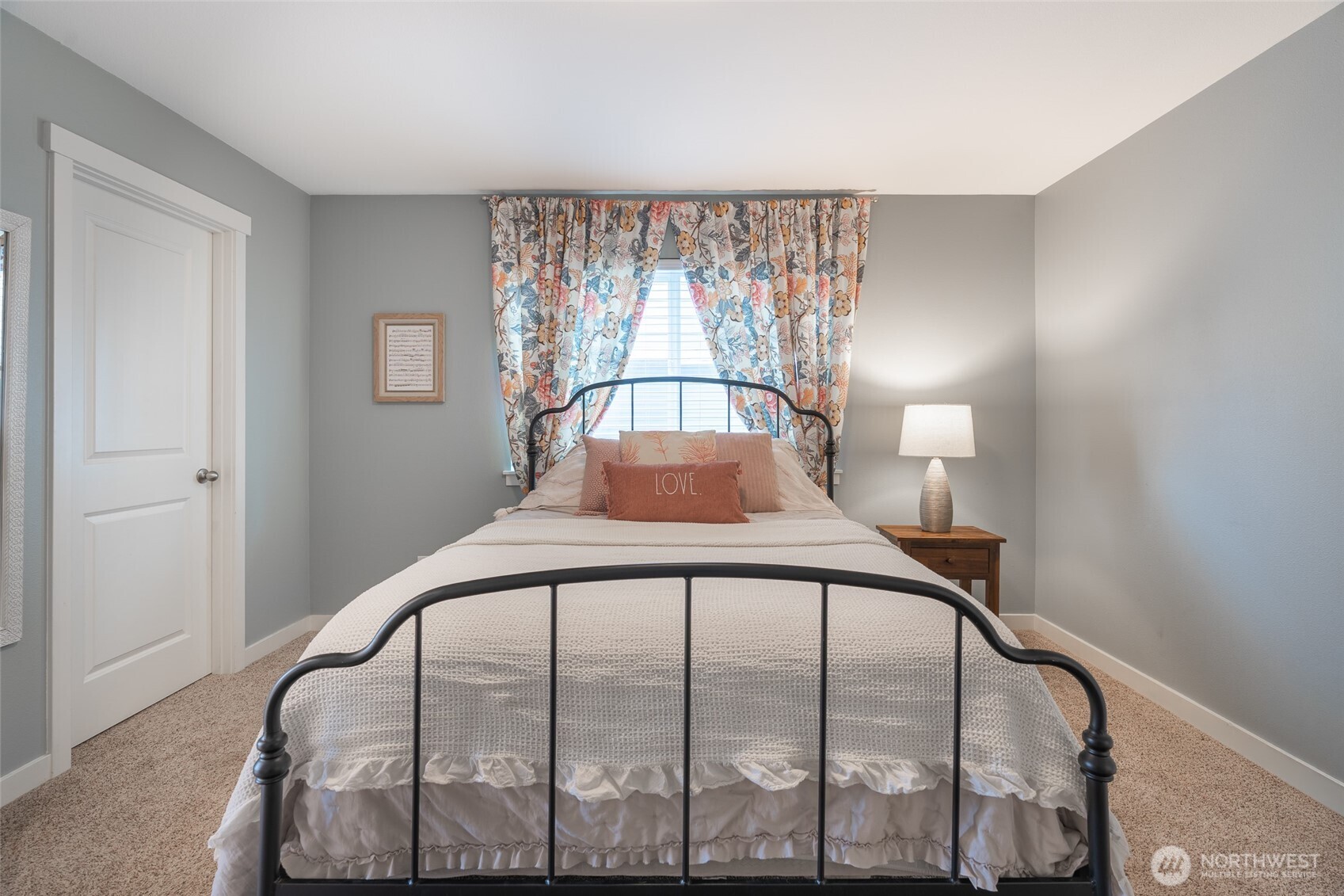 7063 E Nightingale Street