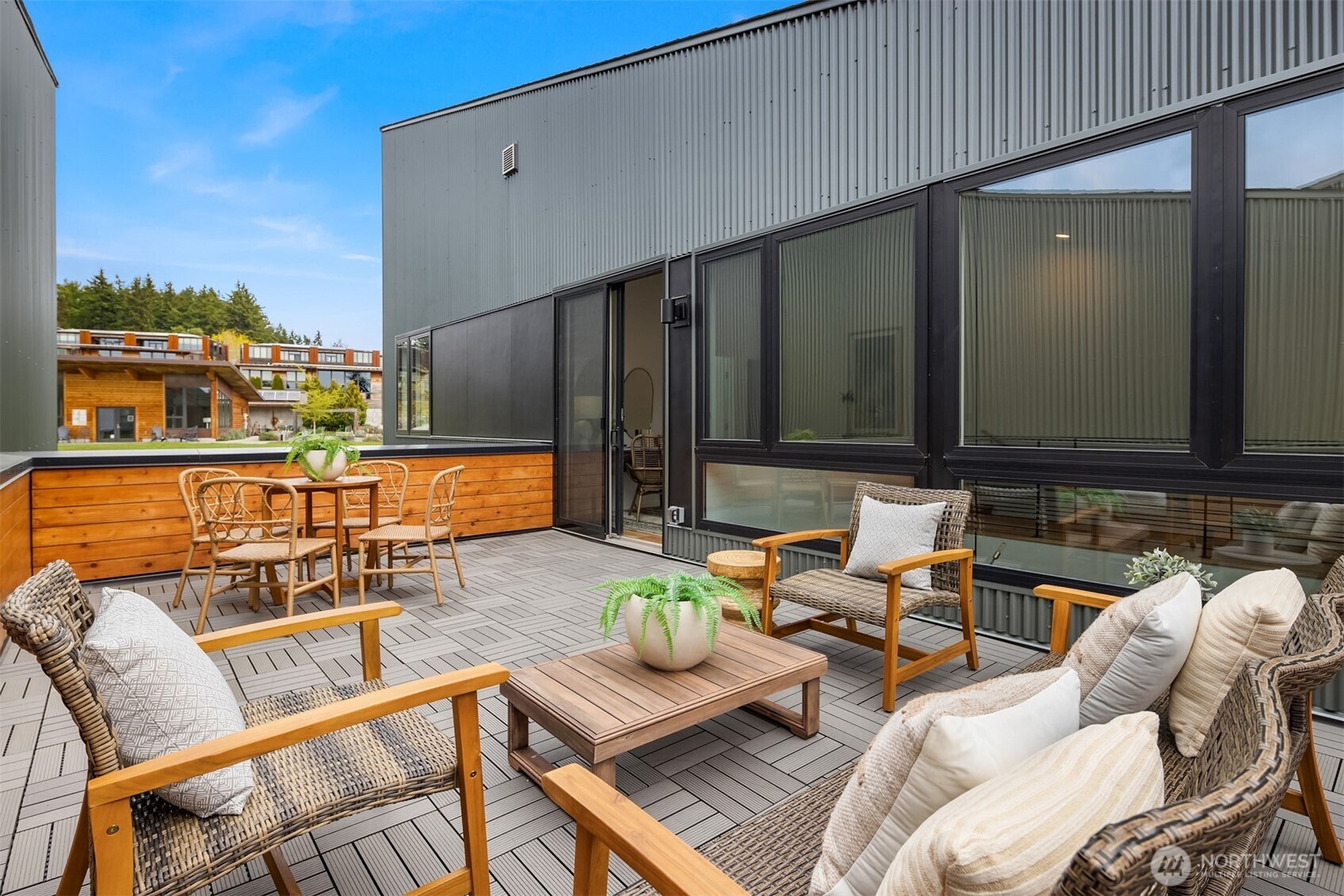 226 Canopy Path NW