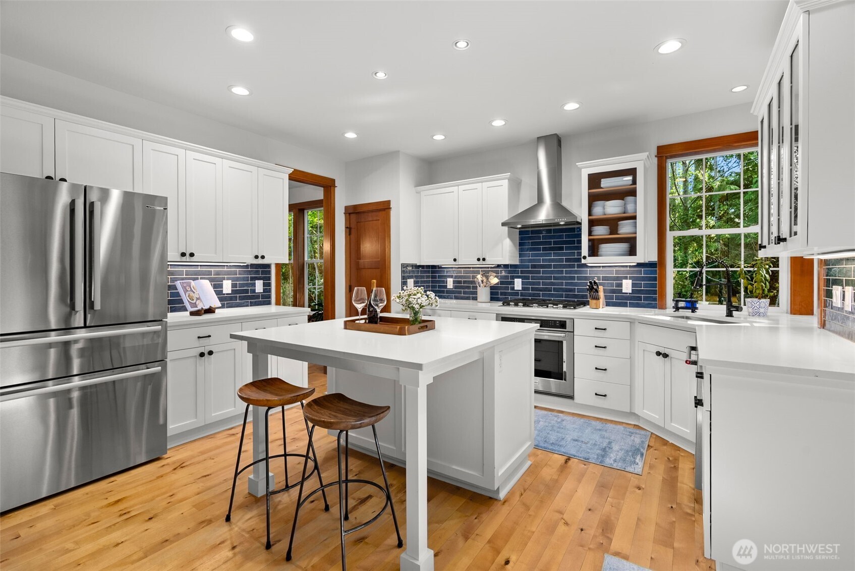 10173 NE Garibaldi Loop