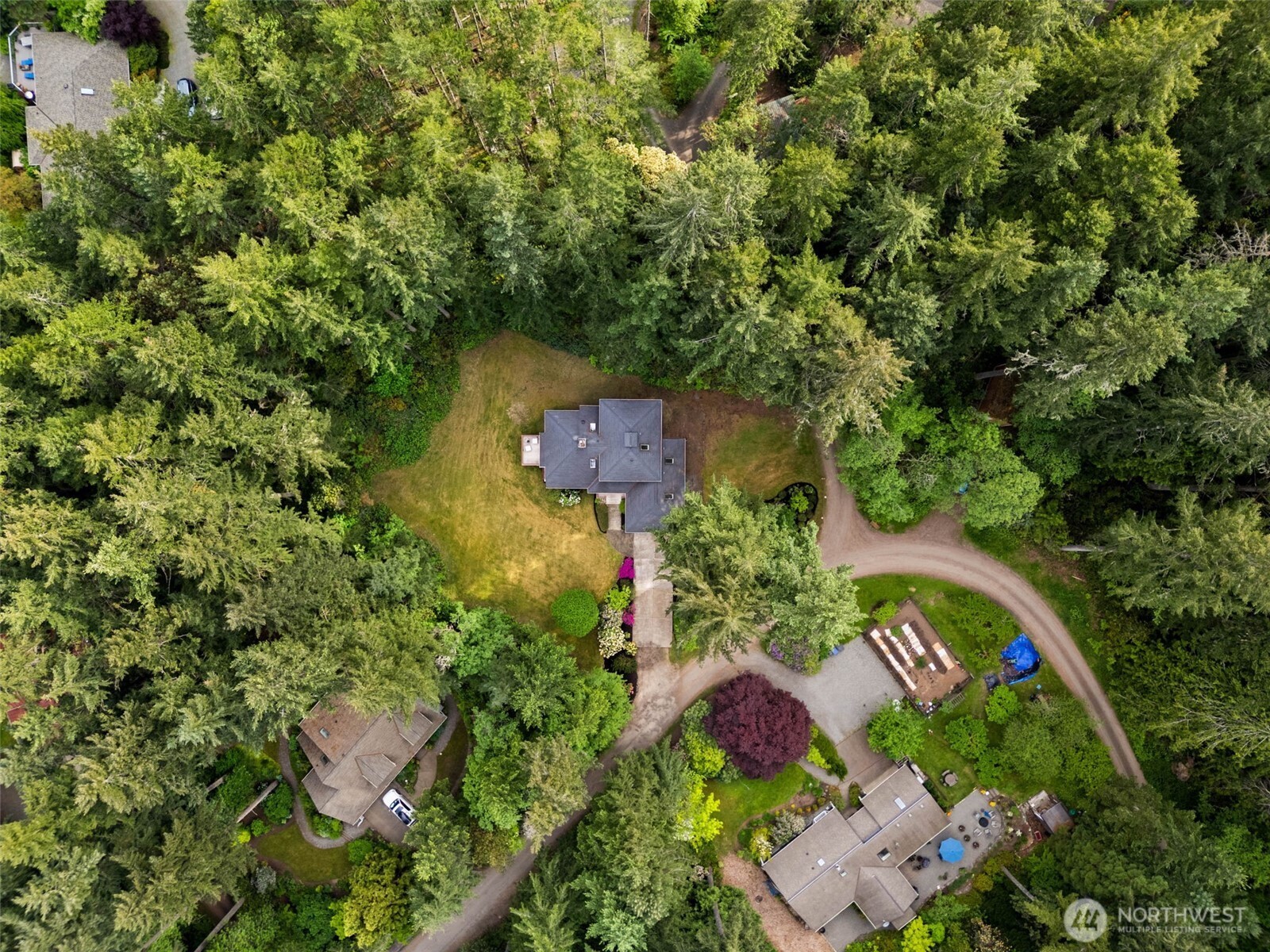 7983 NE Walden Lane
