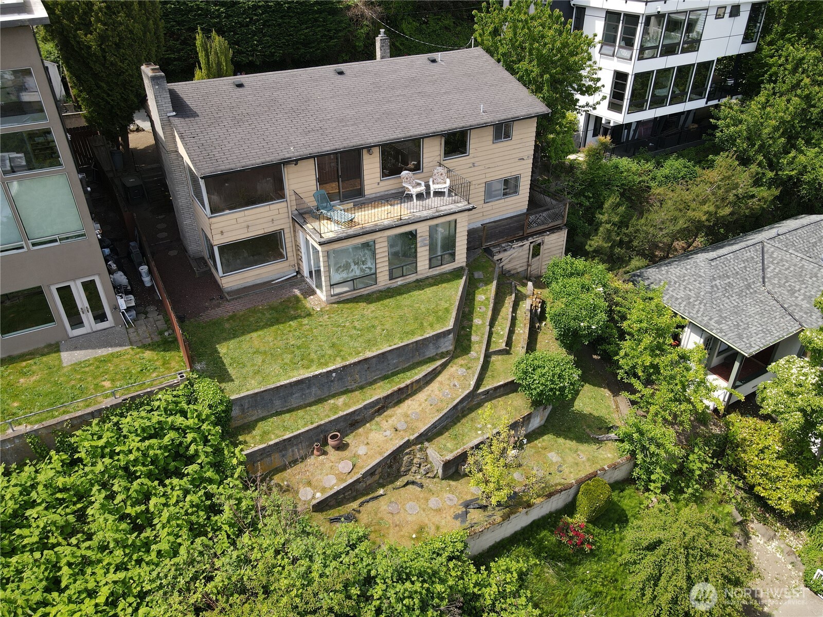 438 Comstock Place