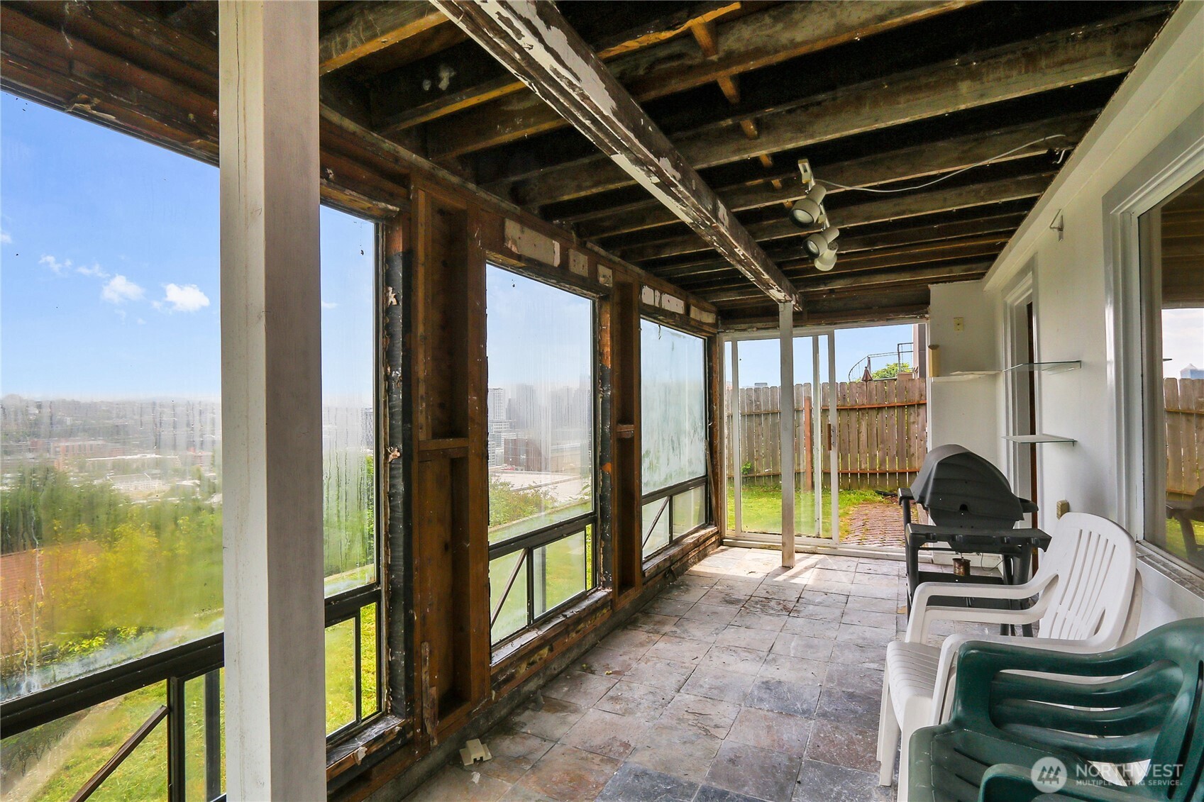 438 Comstock Place