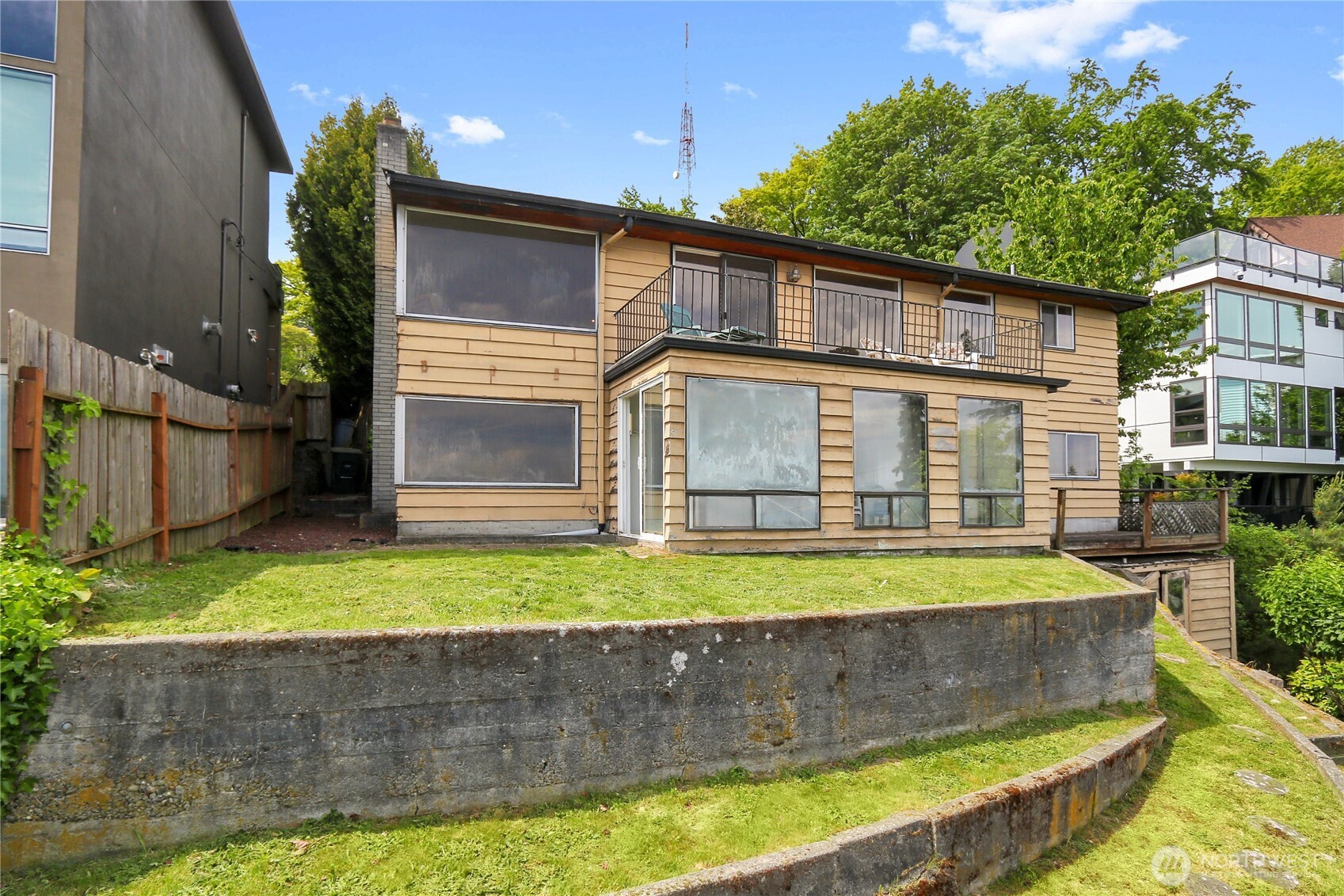 438 Comstock Place