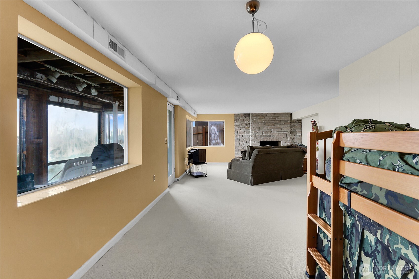 438 Comstock Place