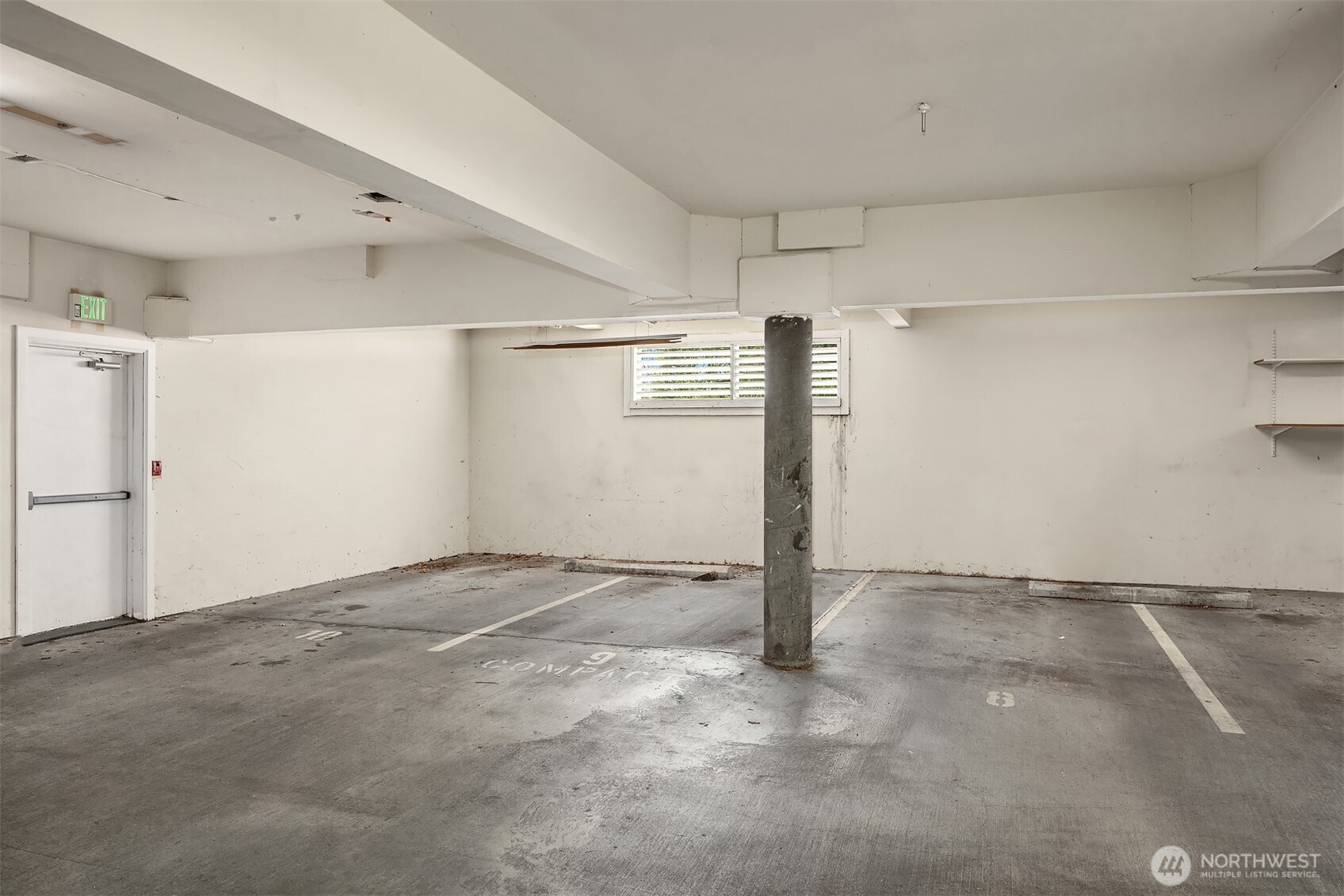 4403 Greenwood Avenue N Unit: 301