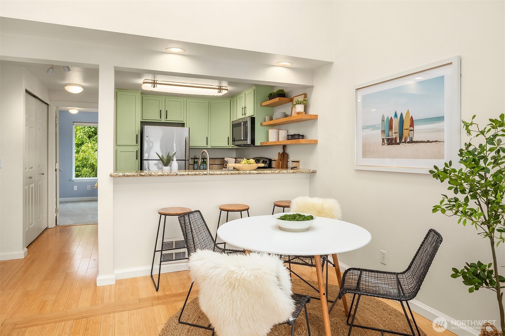 4403 Greenwood Avenue N Unit: 301