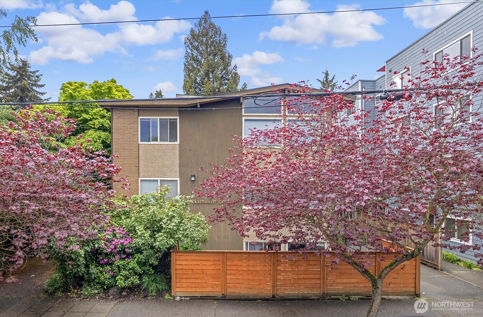 6557 4th Avenue NE Unit: 9