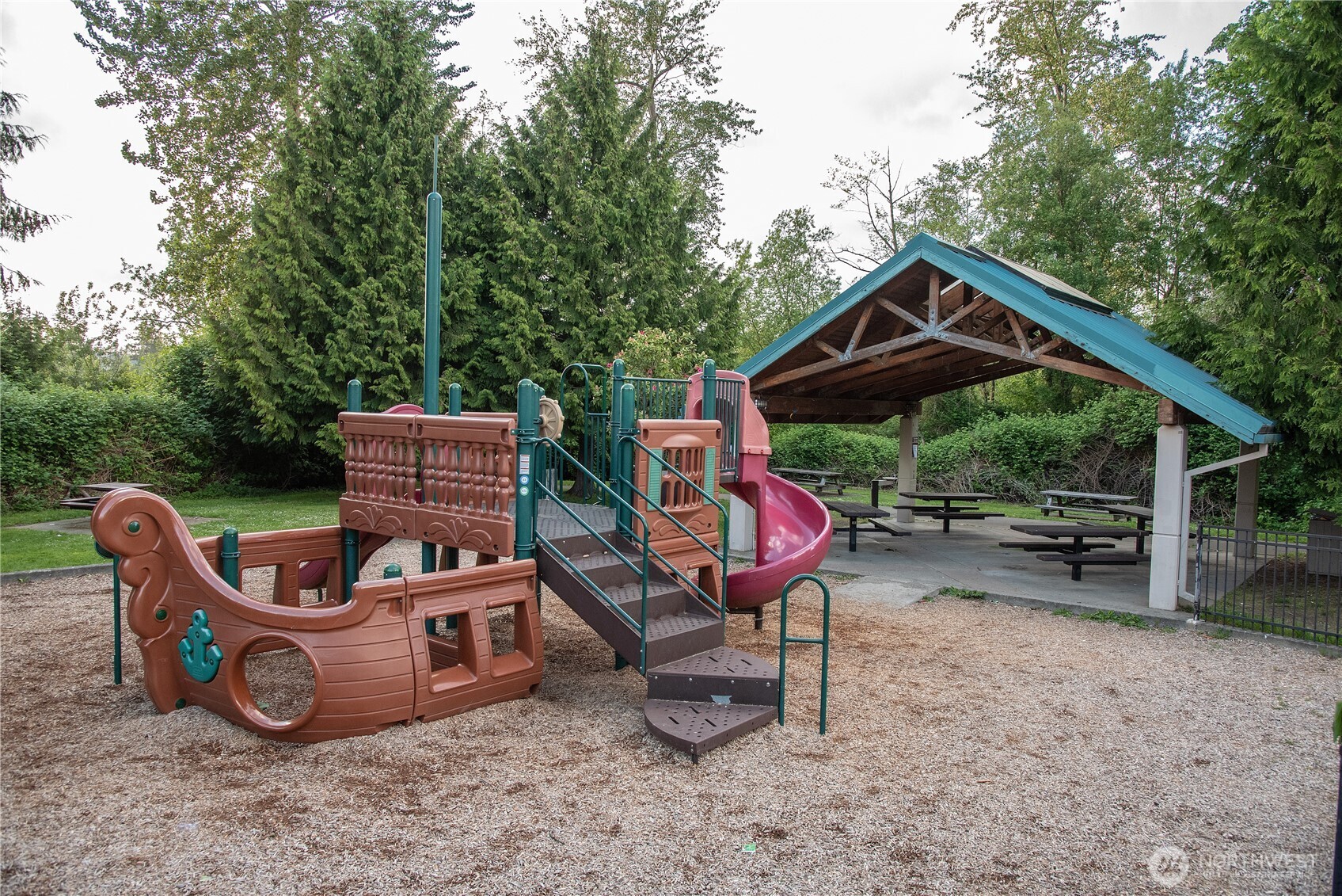 16817 Larch Way Unit: D206