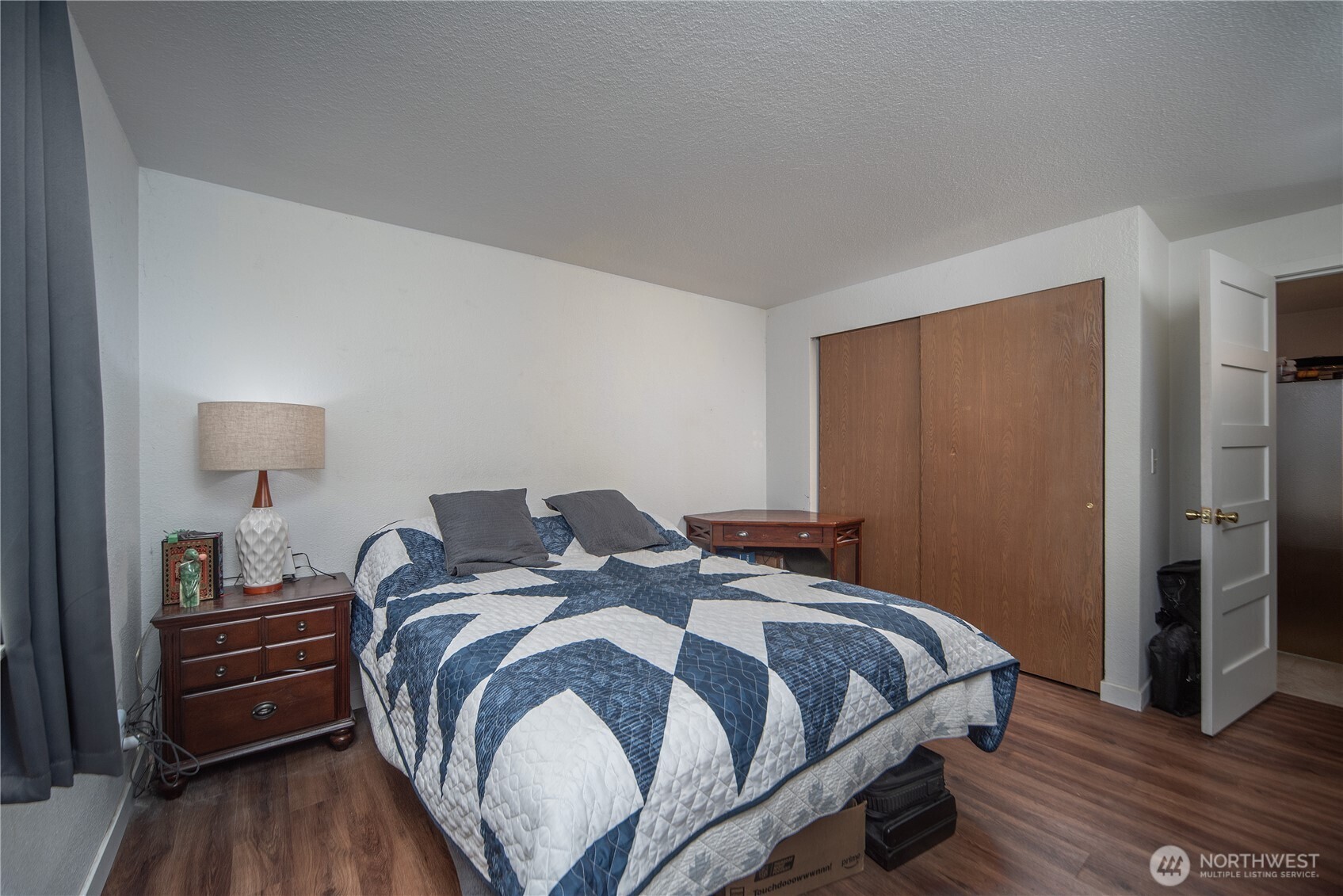 16817 Larch Way Unit: D206