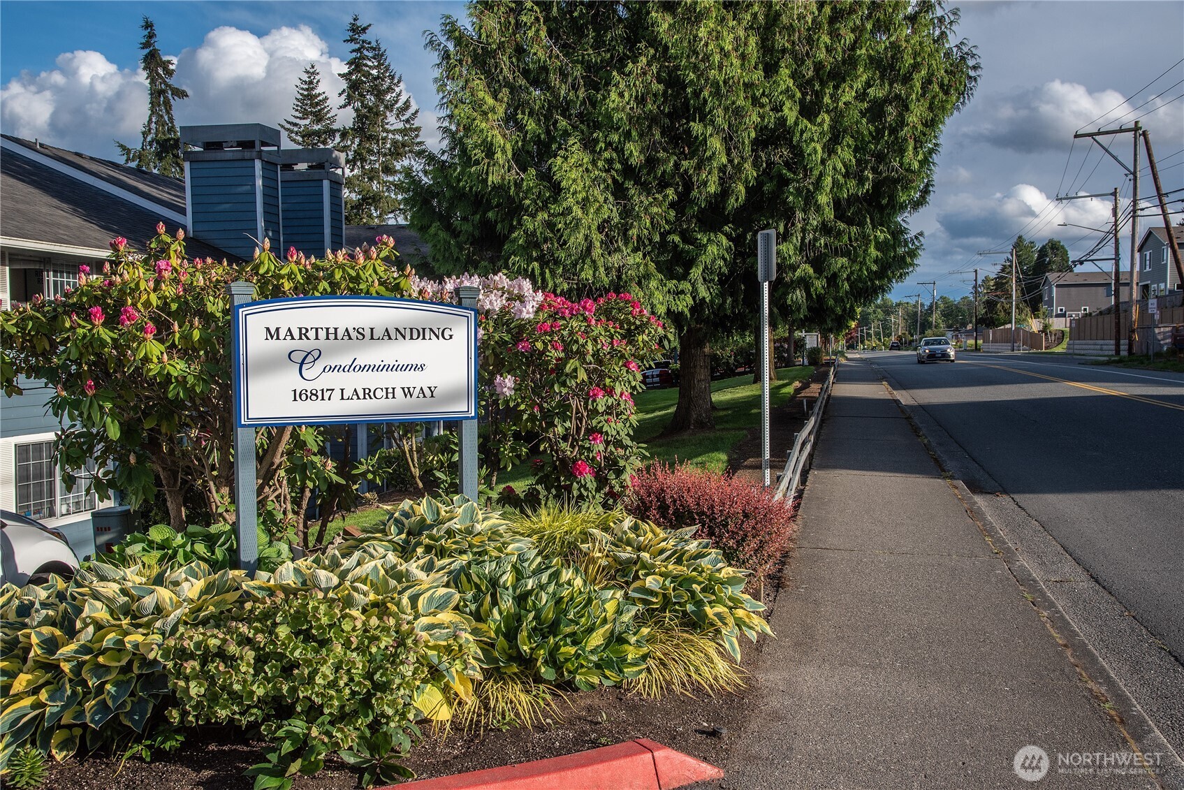 16817 Larch Way Unit: D206