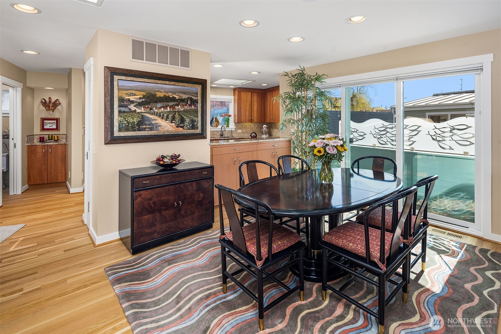 10 E Roanoke Street Unit: 2