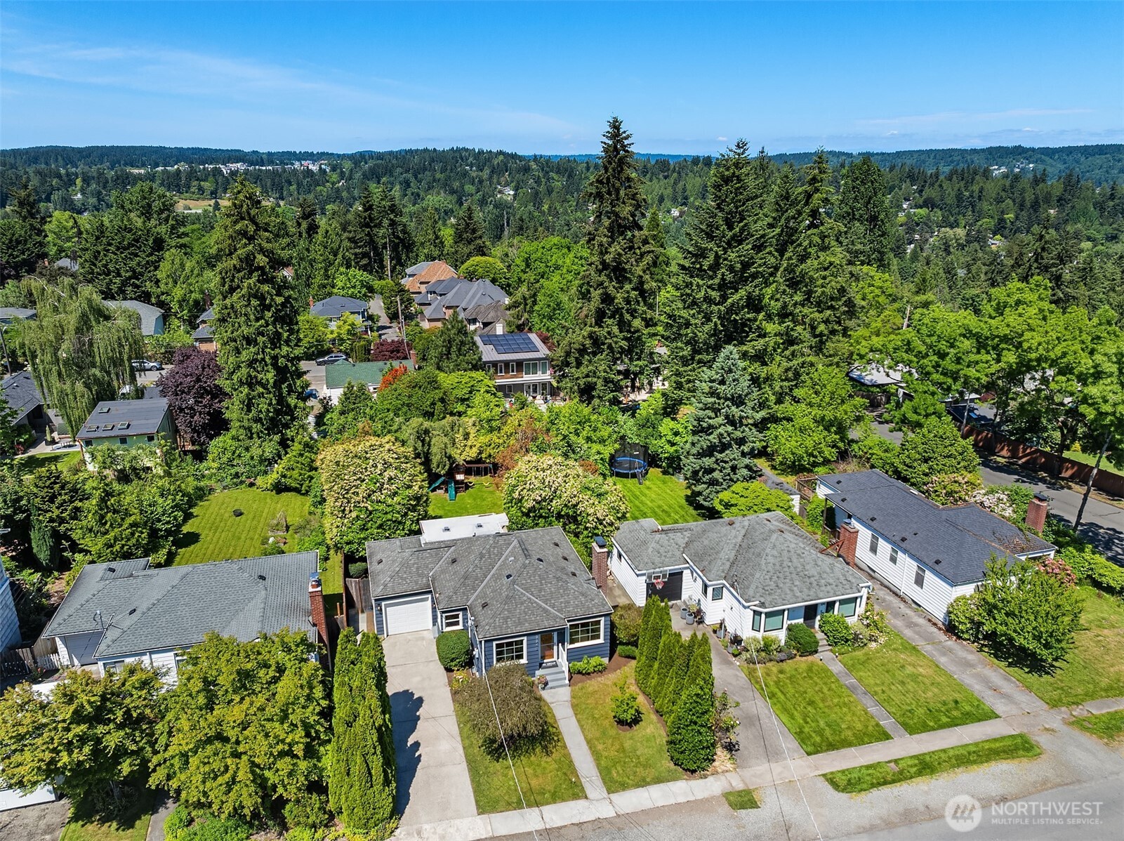 3242 NE 98th Street