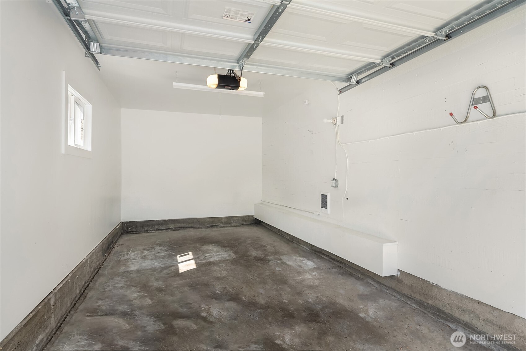 3242 NE 98th Street