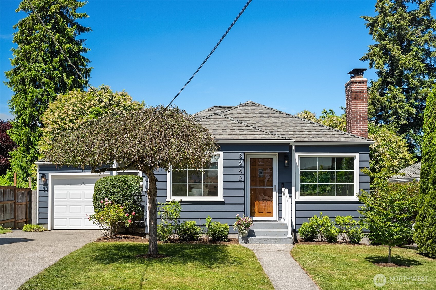3242 NE 98th Street