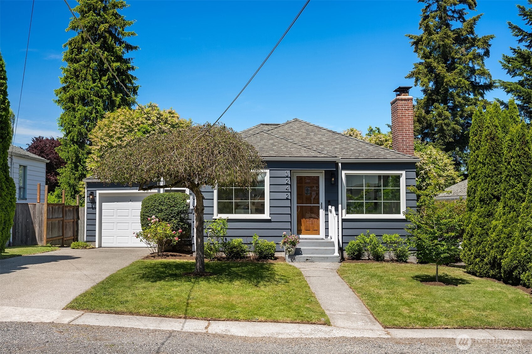 3242 NE 98th Street