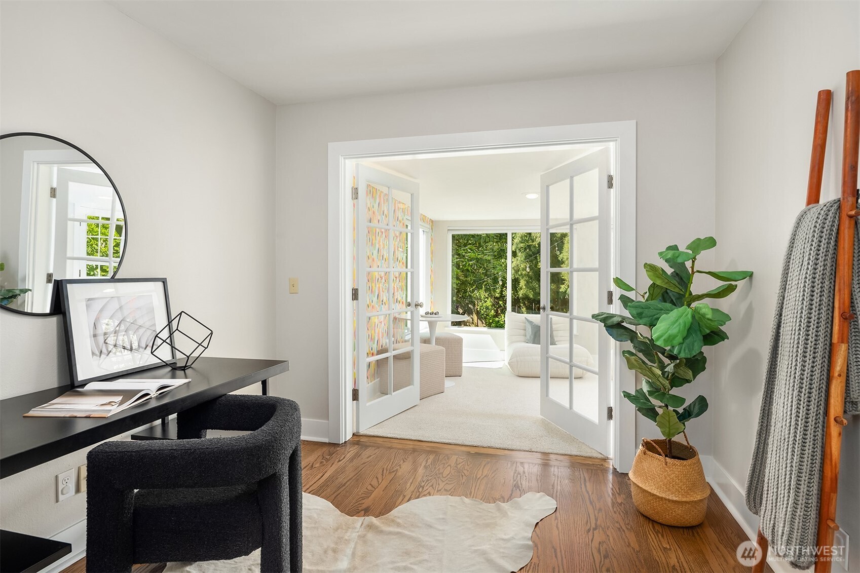 3242 NE 98th Street