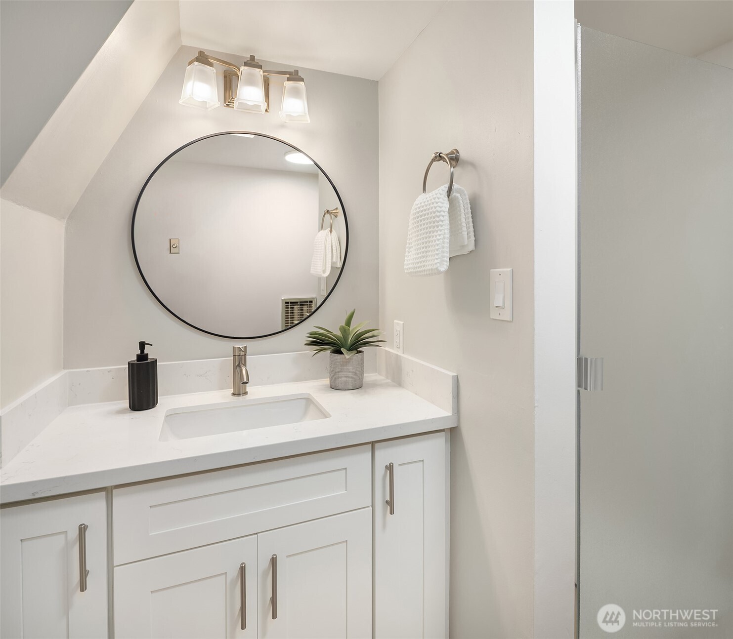 3242 NE 98th Street
