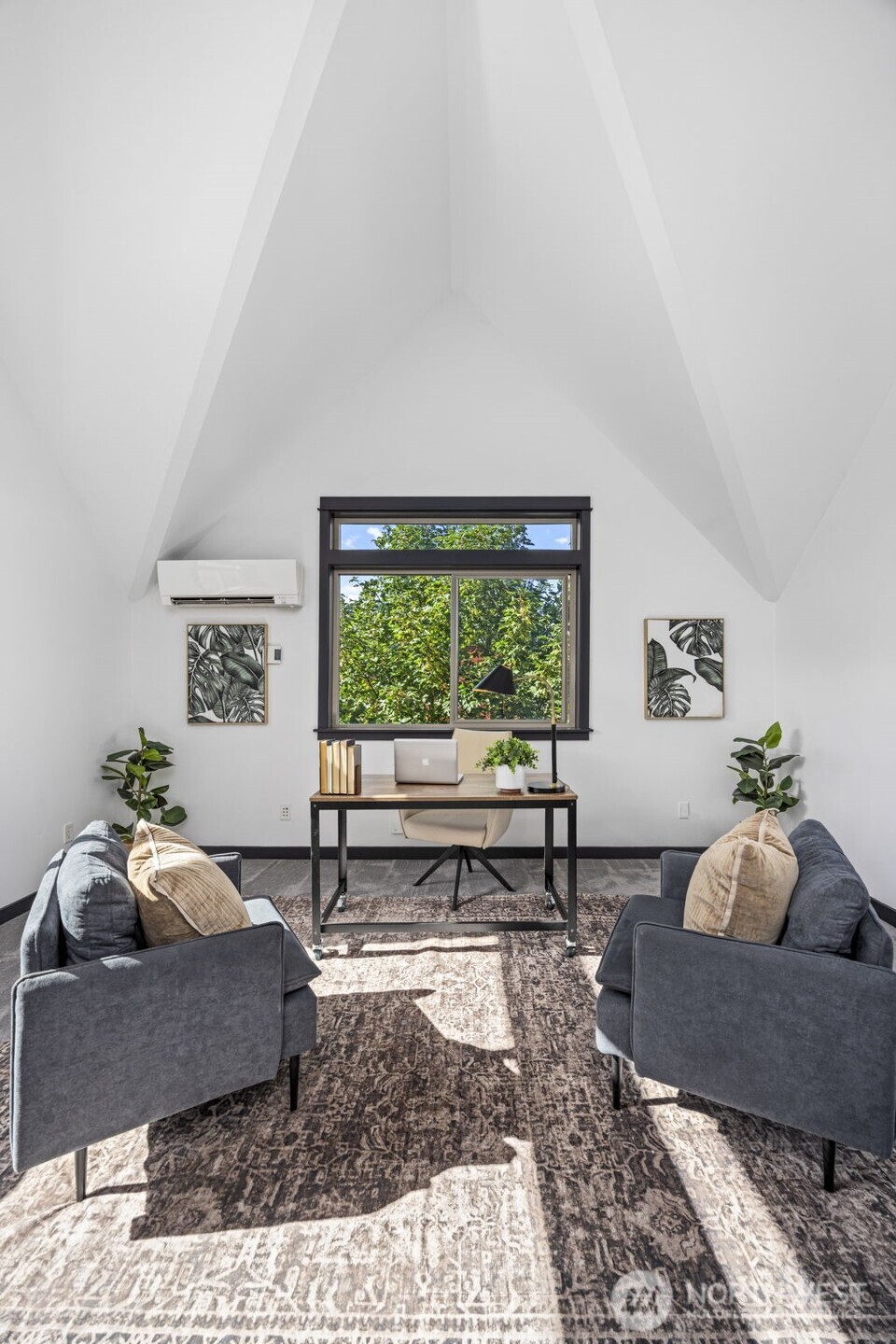 316 W Barrett Street Unit: B