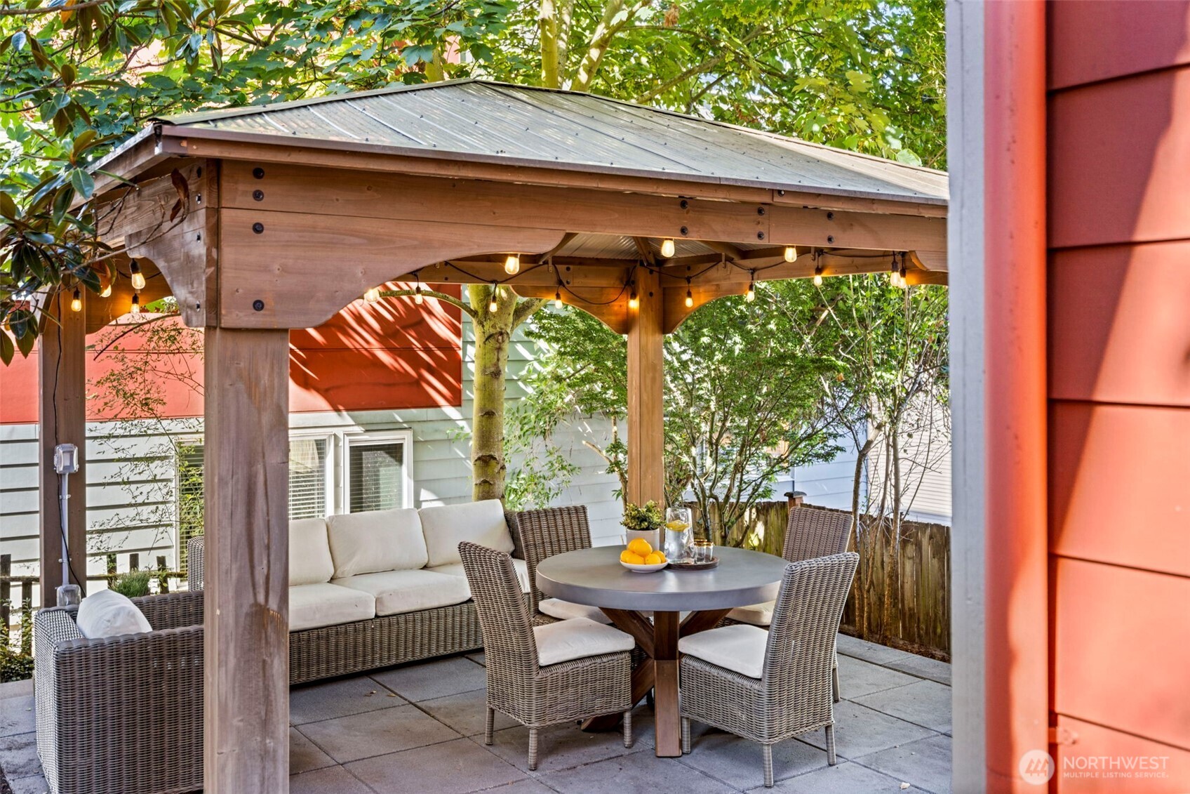 316 W Barrett Street Unit: B