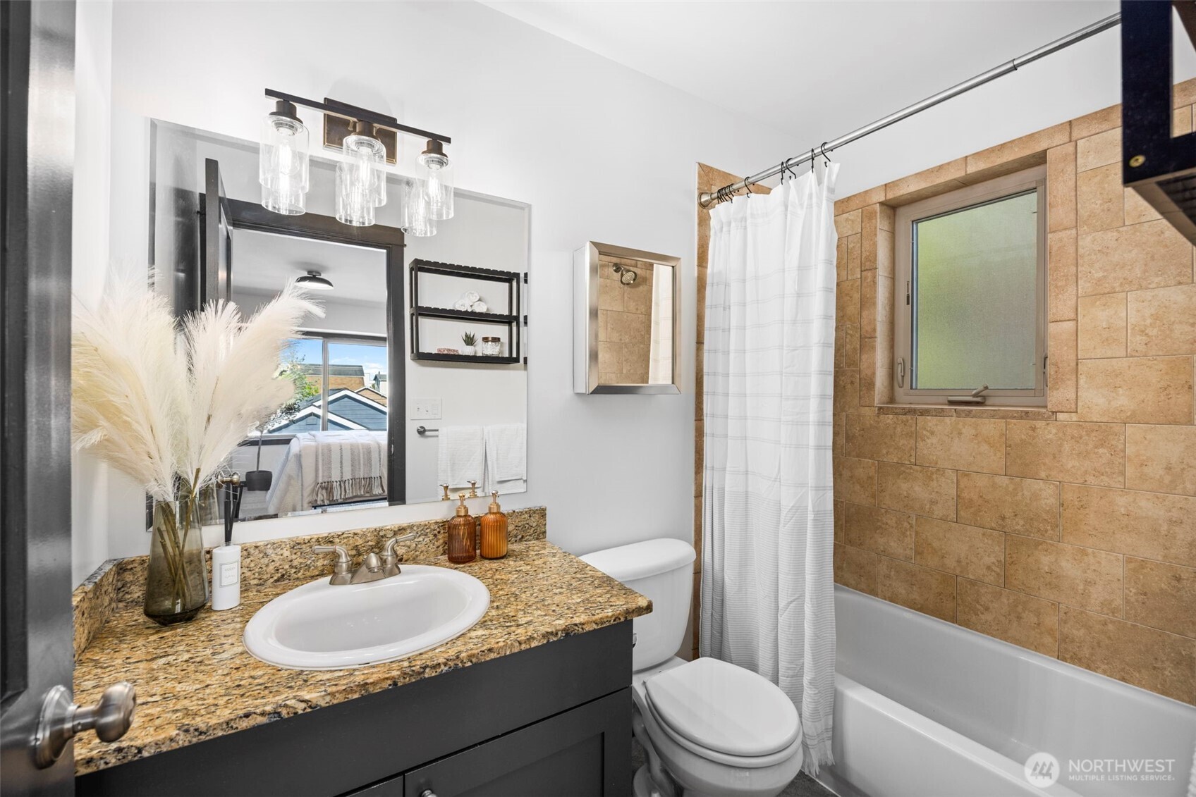 316 W Barrett Street Unit: B