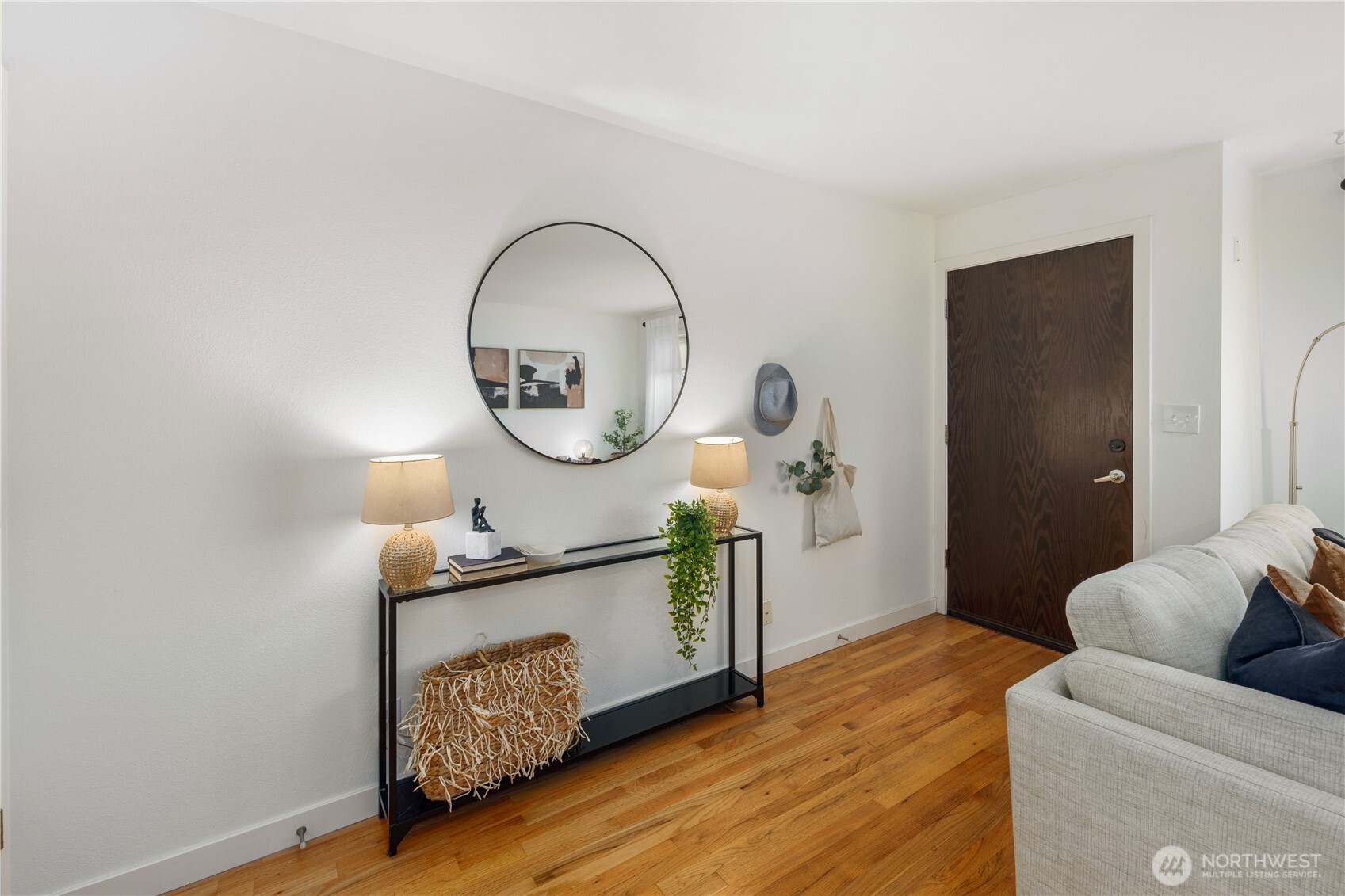 7106 California Avenue SW Unit: 101