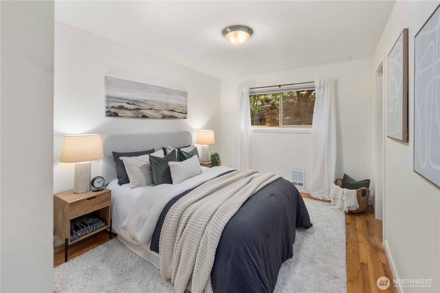 7106 California Avenue SW Unit: 101