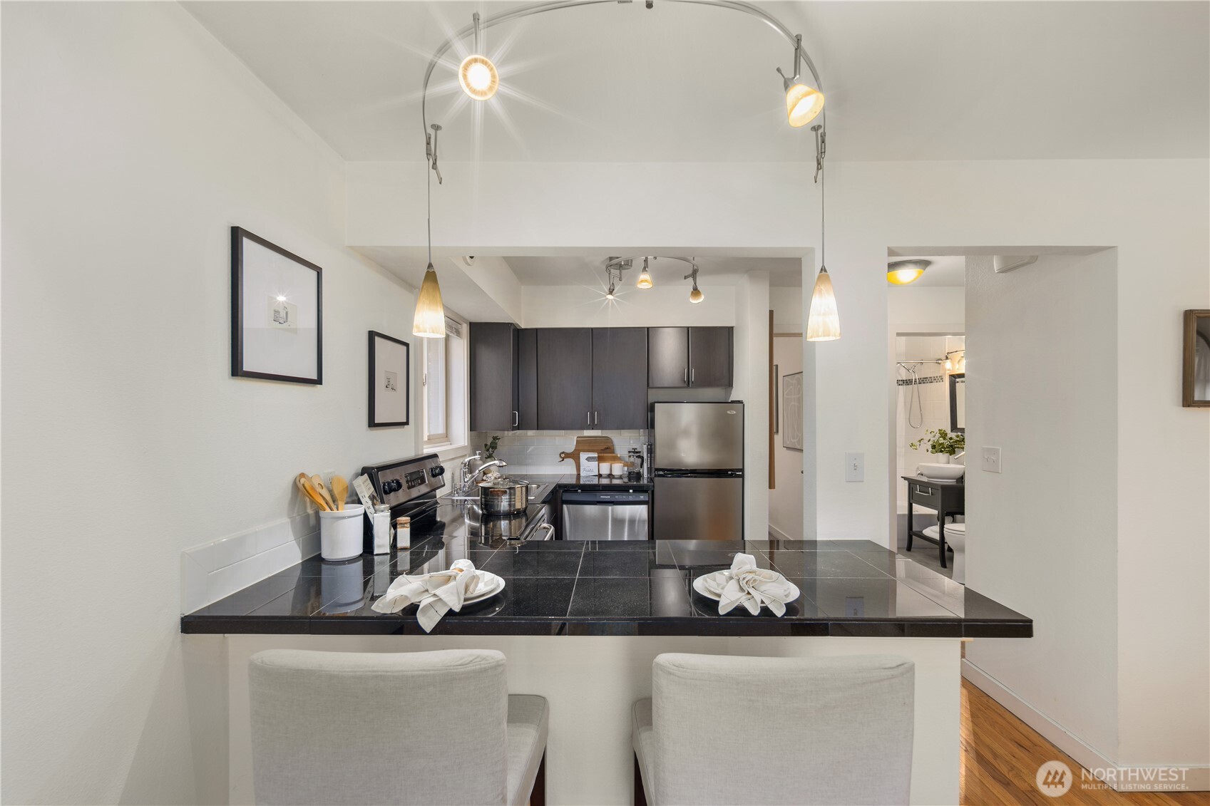 7106 California Avenue SW Unit: 101