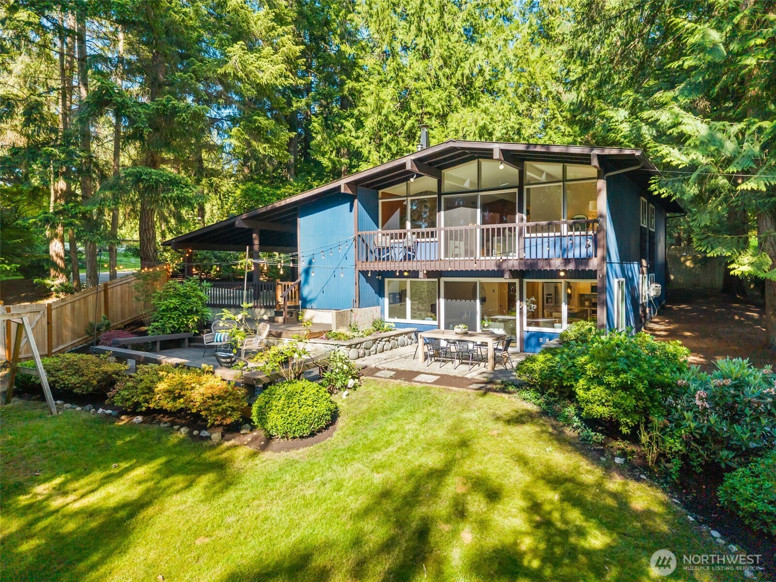 1305 Kings Place NW