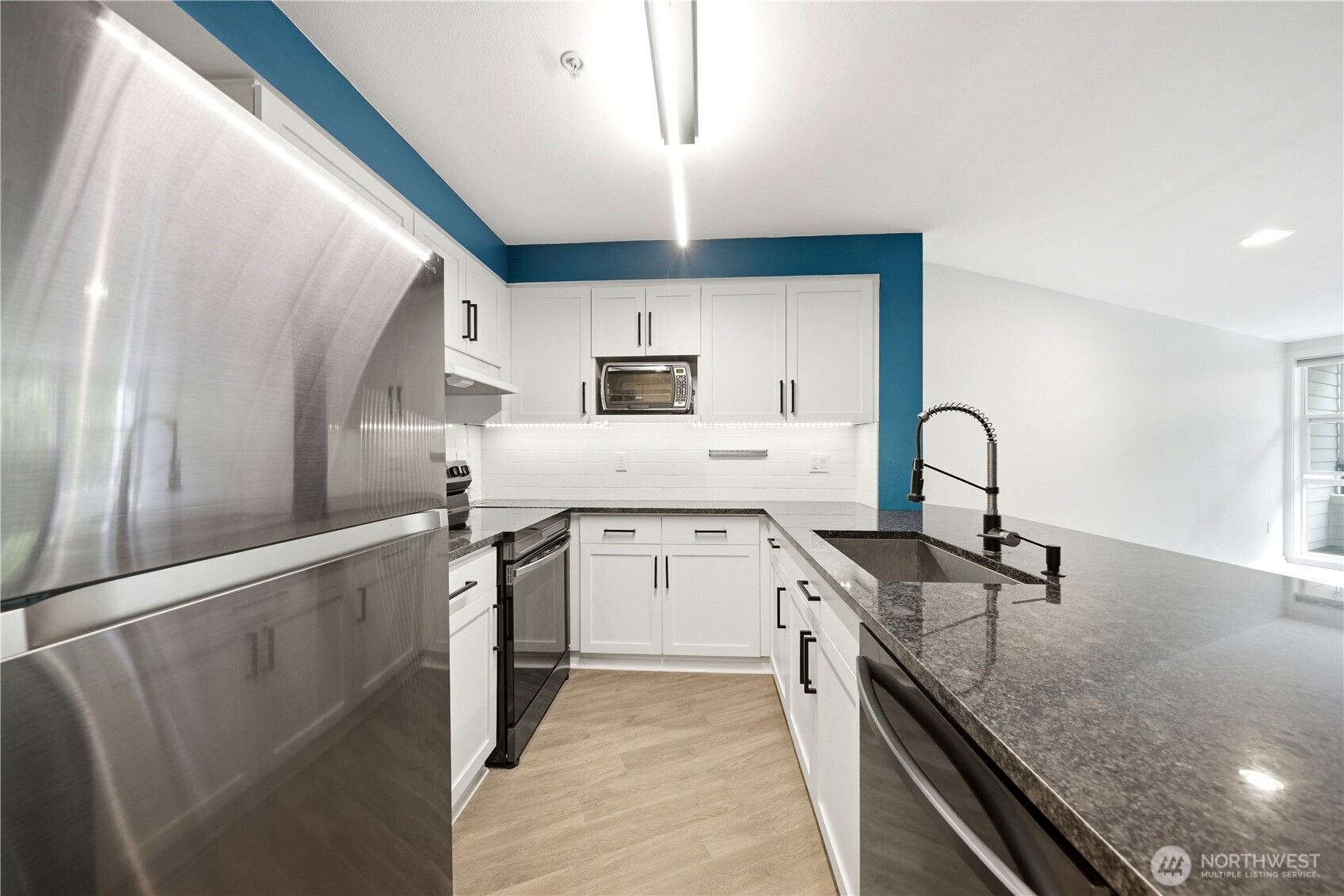 232 Belmont Avenue E Unit: 202