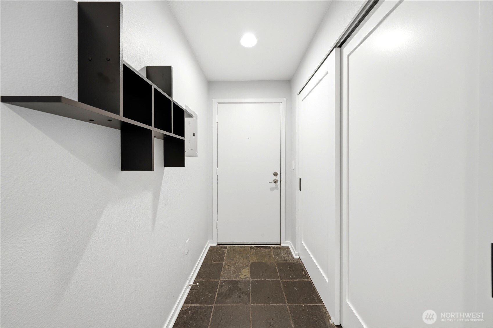 232 Belmont Avenue E Unit: 202