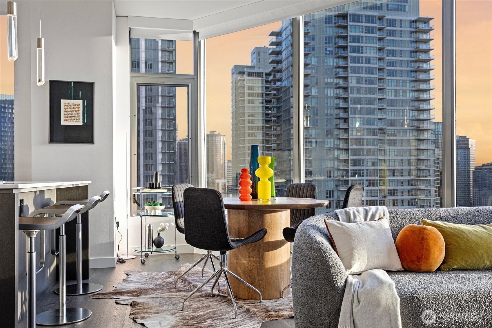 2510 6th Avenue Unit: 2504