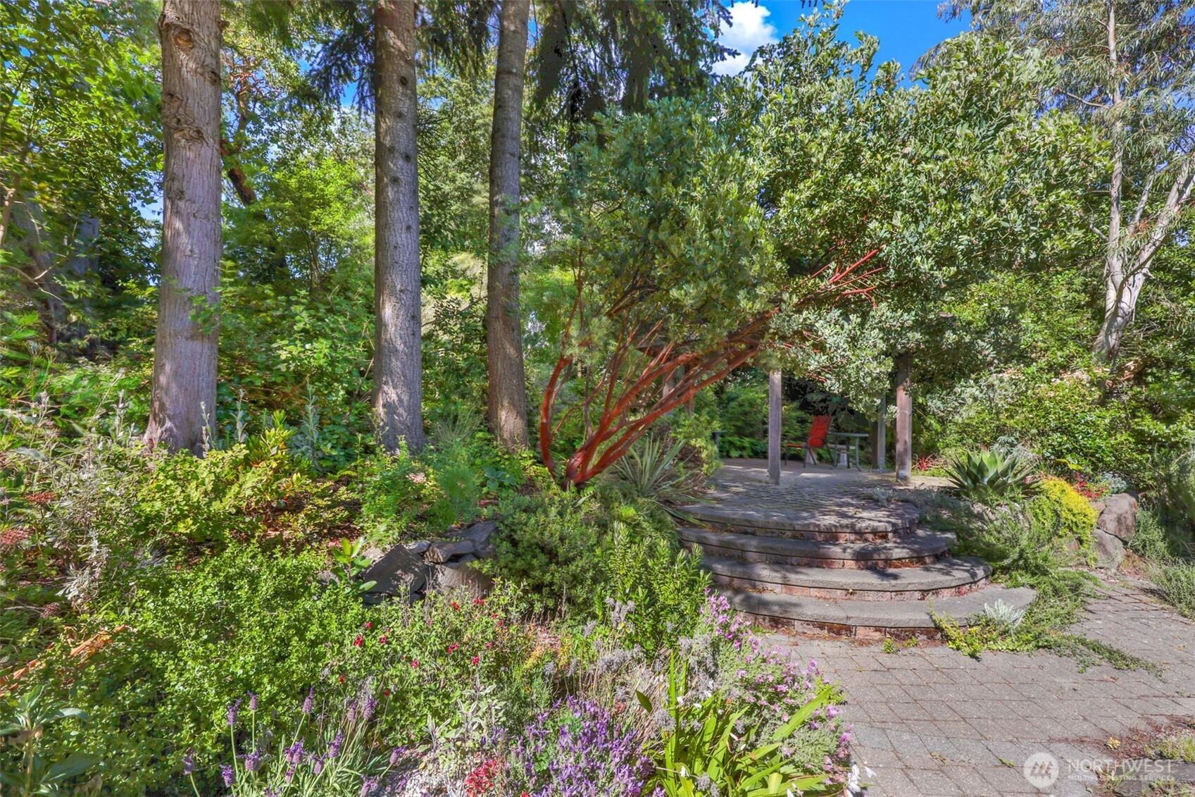 4010 SW 106th Street