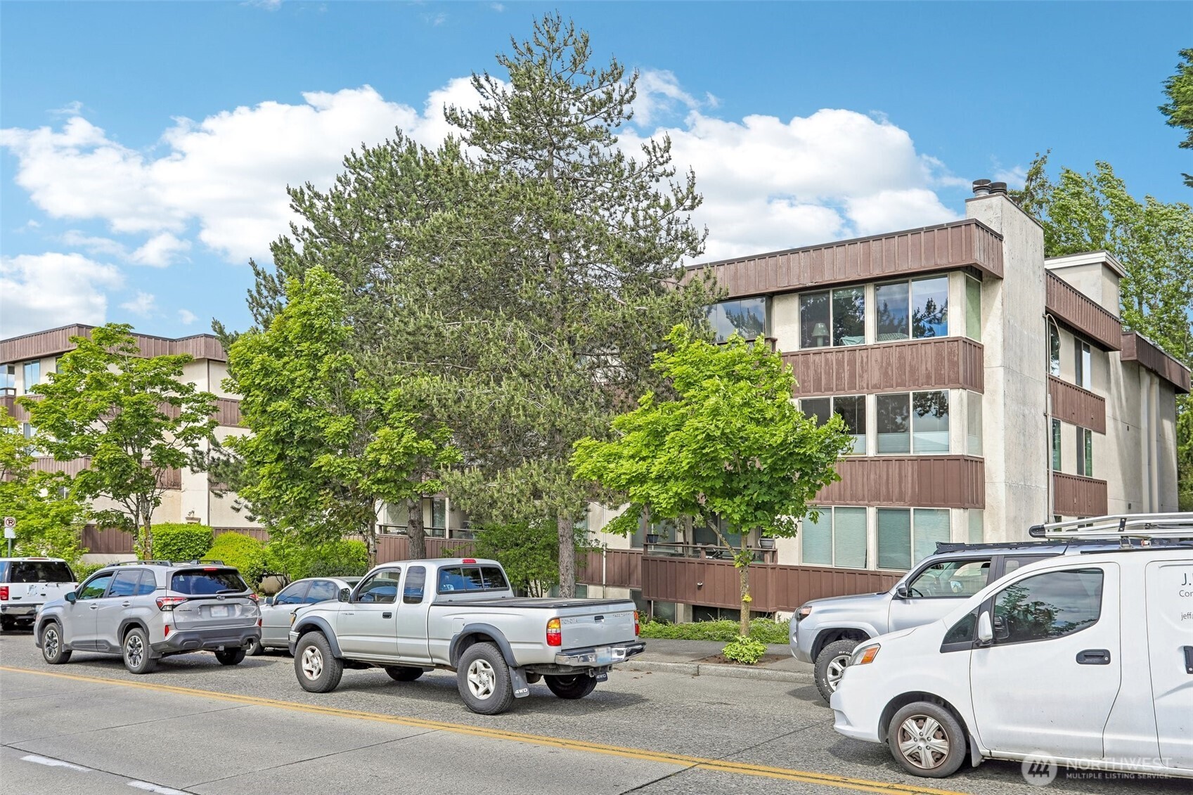 3421 SW Roxbury Street Unit: 308