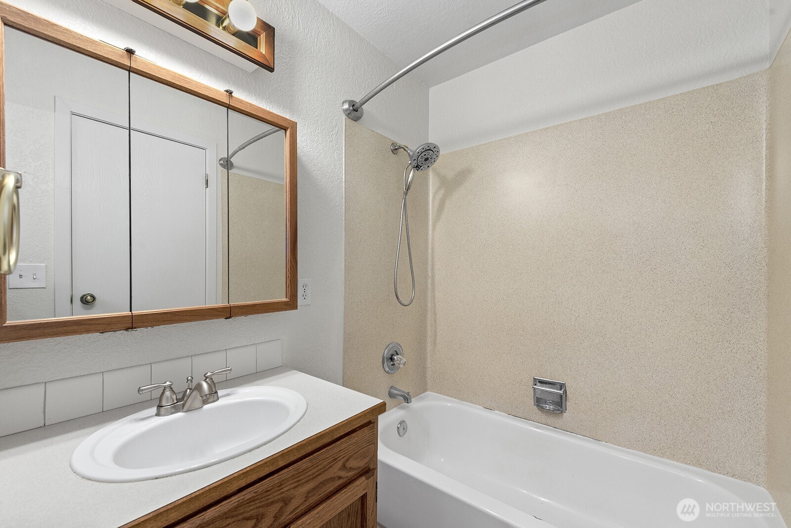 11201 3rd Avenue SE Unit: 3H