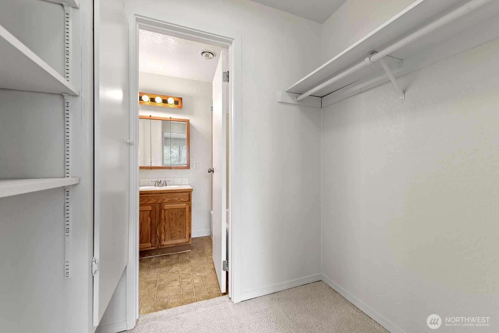 11201 3rd Avenue SE Unit: 3H