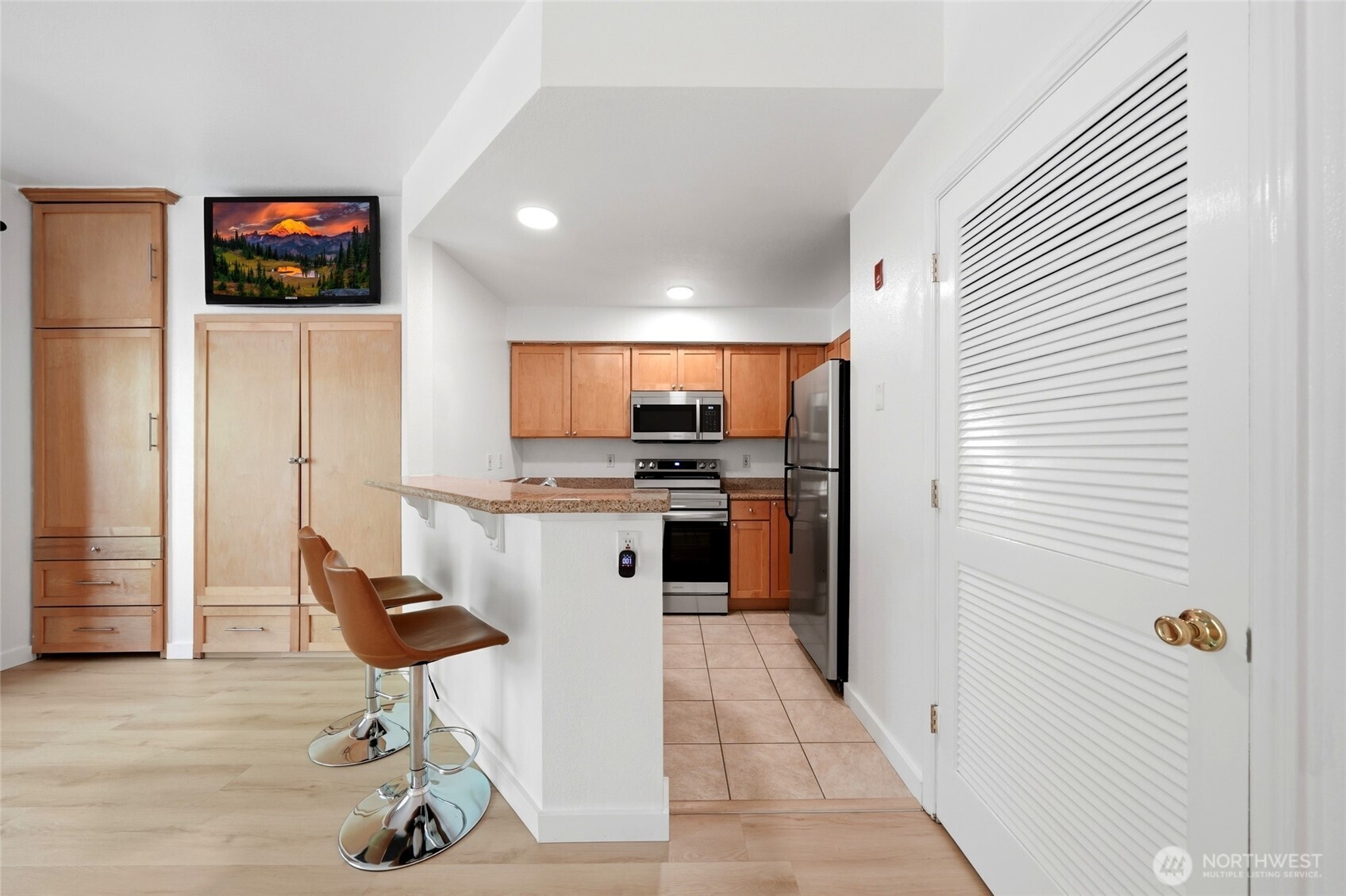 300 10th Avenue Unit: A110
