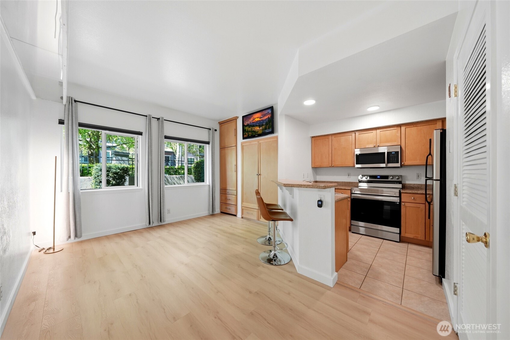 300 10th Avenue Unit: A110